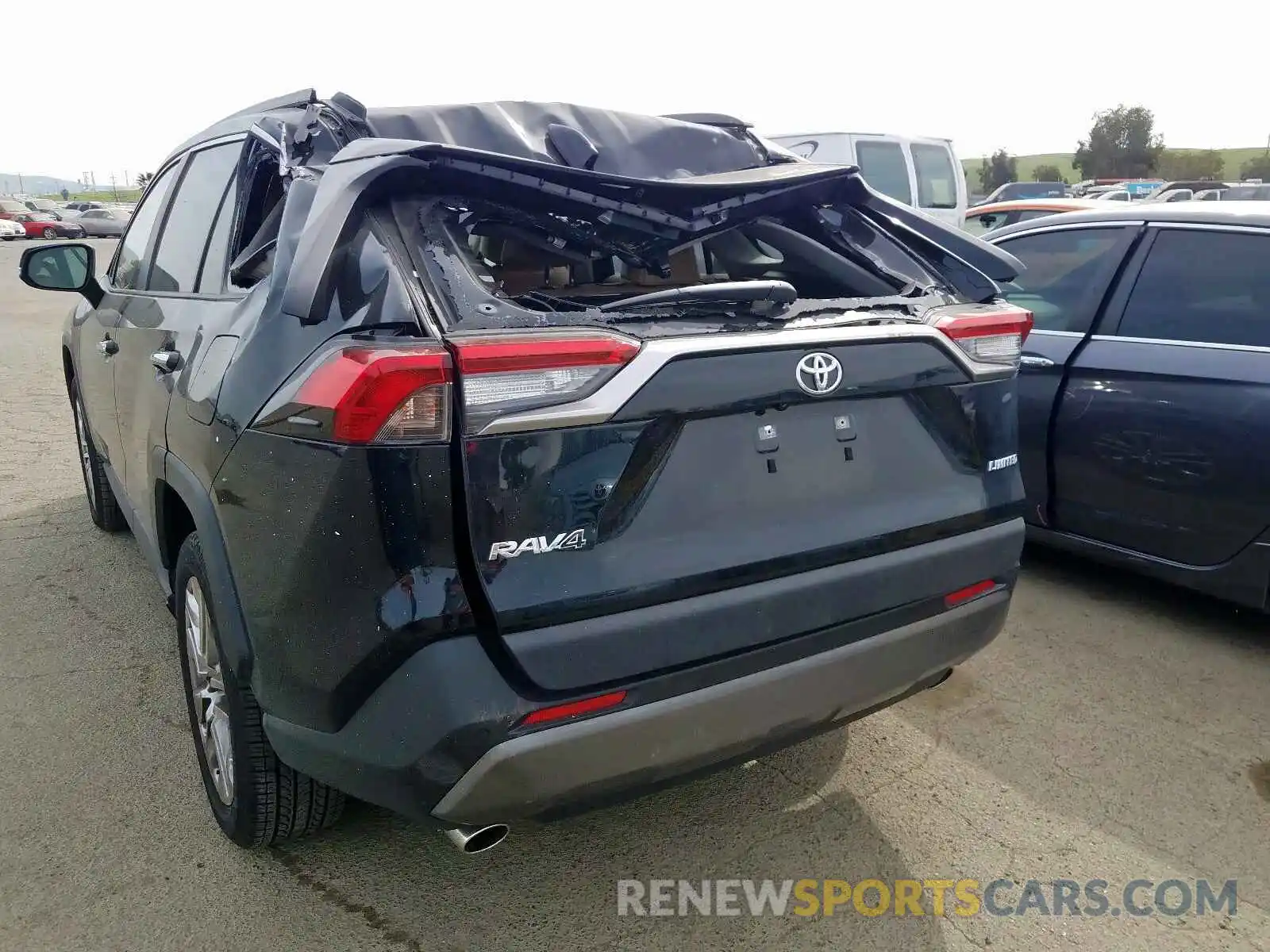 3 Photograph of a damaged car JTMY1RFV9KD508888 TOYOTA RAV4 2019