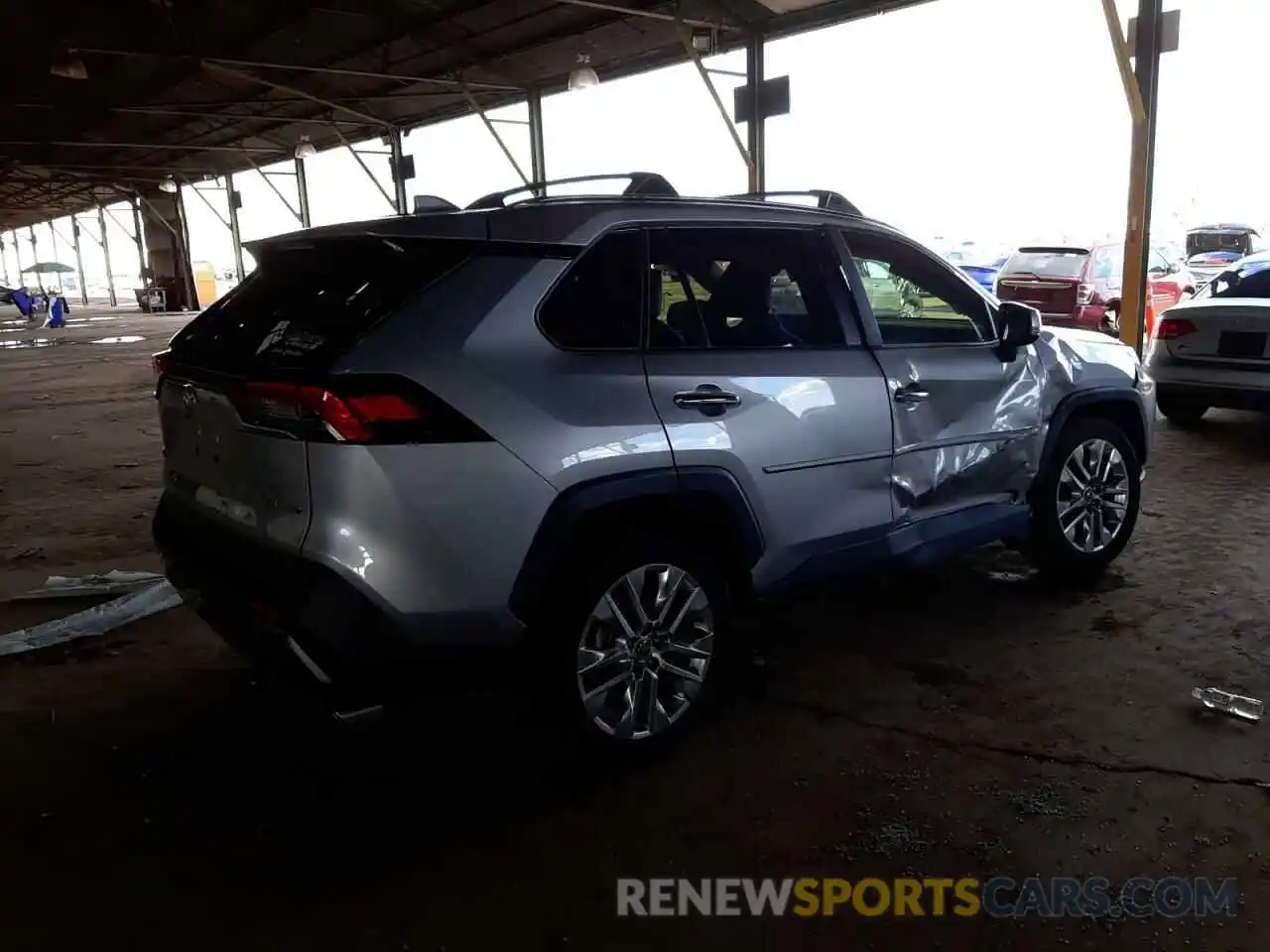 4 Photograph of a damaged car JTMY1RFV9KD515646 TOYOTA RAV4 2019