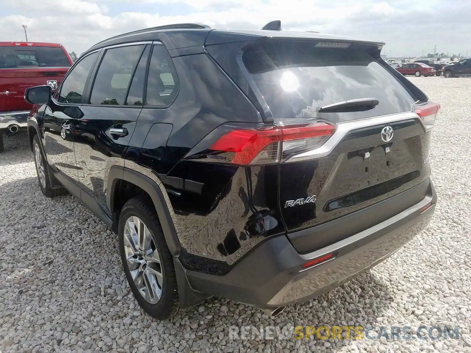 3 Photograph of a damaged car JTMY1RFV9KD516358 TOYOTA RAV4 2019