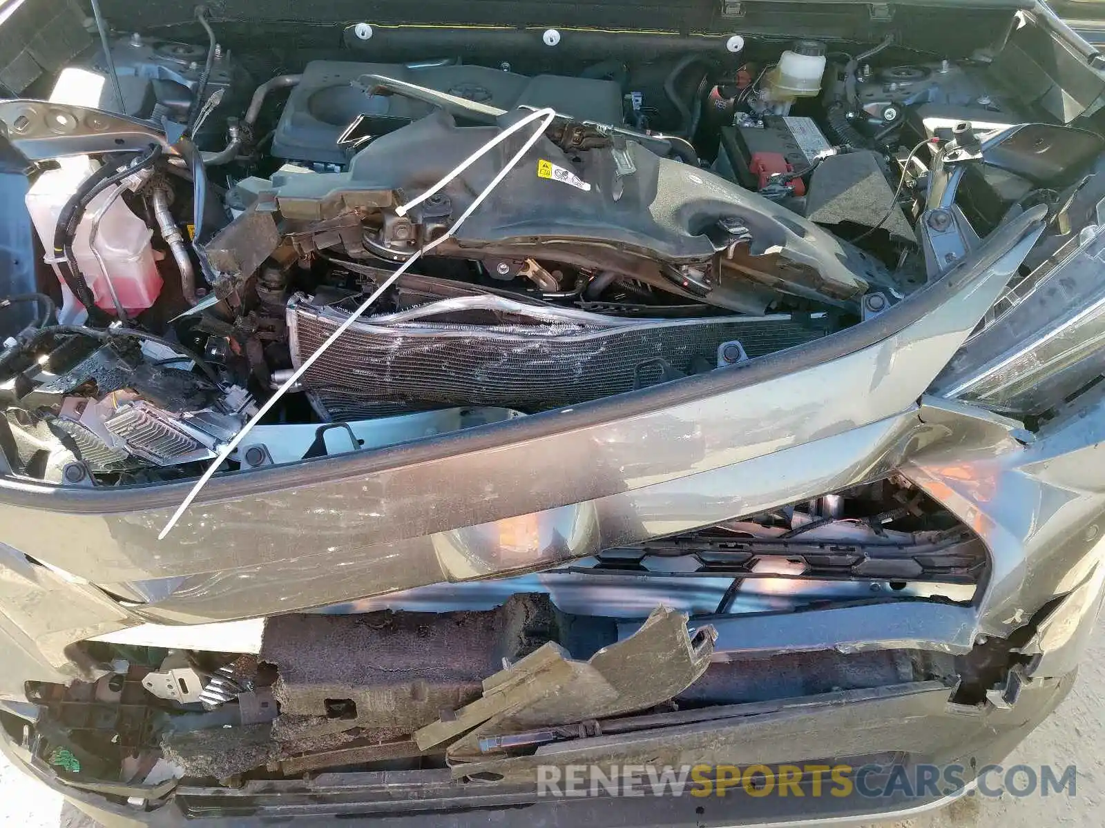 7 Photograph of a damaged car JTMY1RFVXKD514666 TOYOTA RAV4 2019