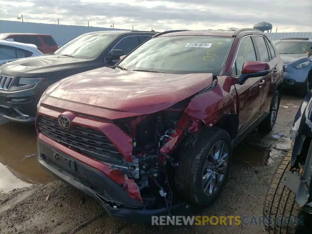 2 Photograph of a damaged car 2T3A1RFV0LC066364 TOYOTA RAV4 2020