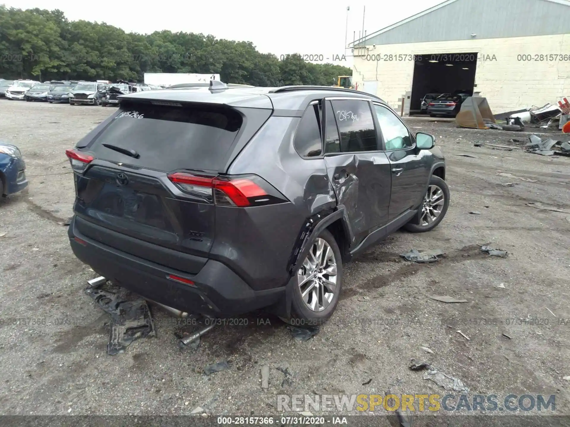 4 Photograph of a damaged car 2T3A1RFV0LC066915 TOYOTA RAV4 2020