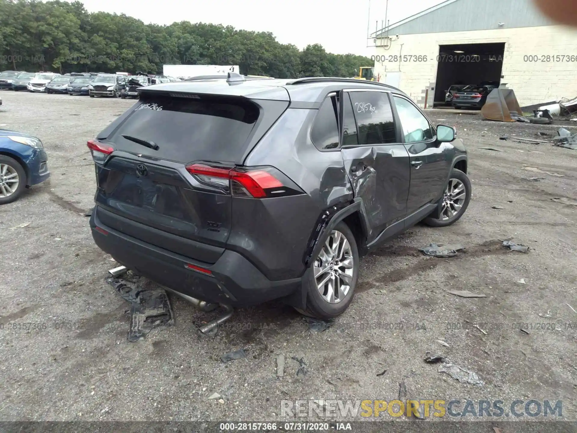 6 Photograph of a damaged car 2T3A1RFV0LC066915 TOYOTA RAV4 2020