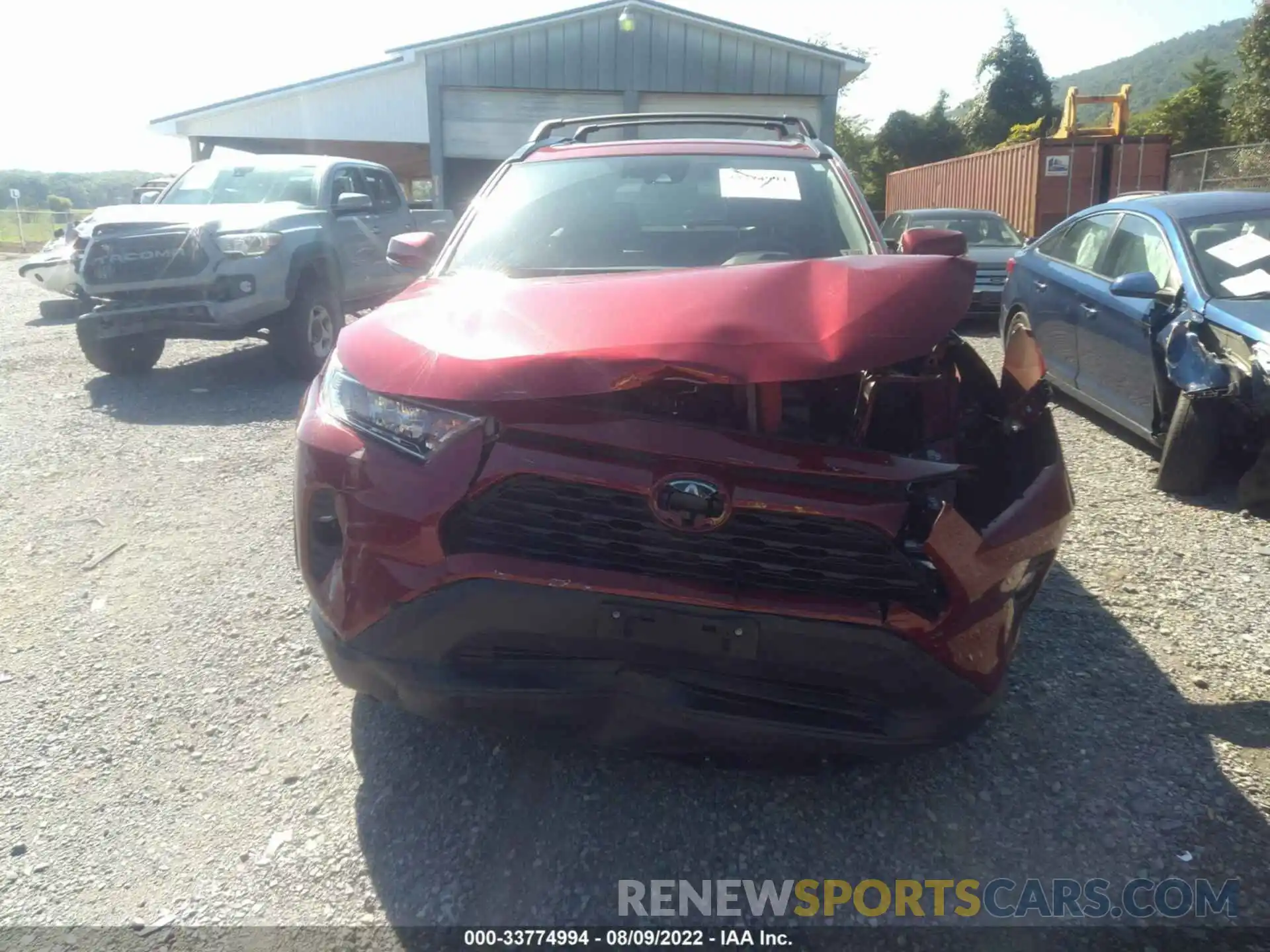 6 Photograph of a damaged car 2T3A1RFV0LC109407 TOYOTA RAV4 2020