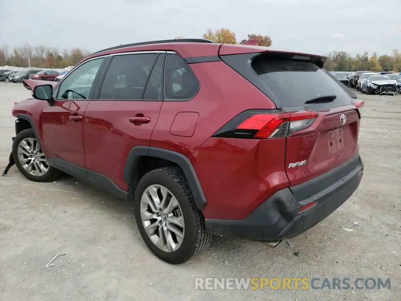 3 Photograph of a damaged car 2T3A1RFV0LC133710 TOYOTA RAV4 2020