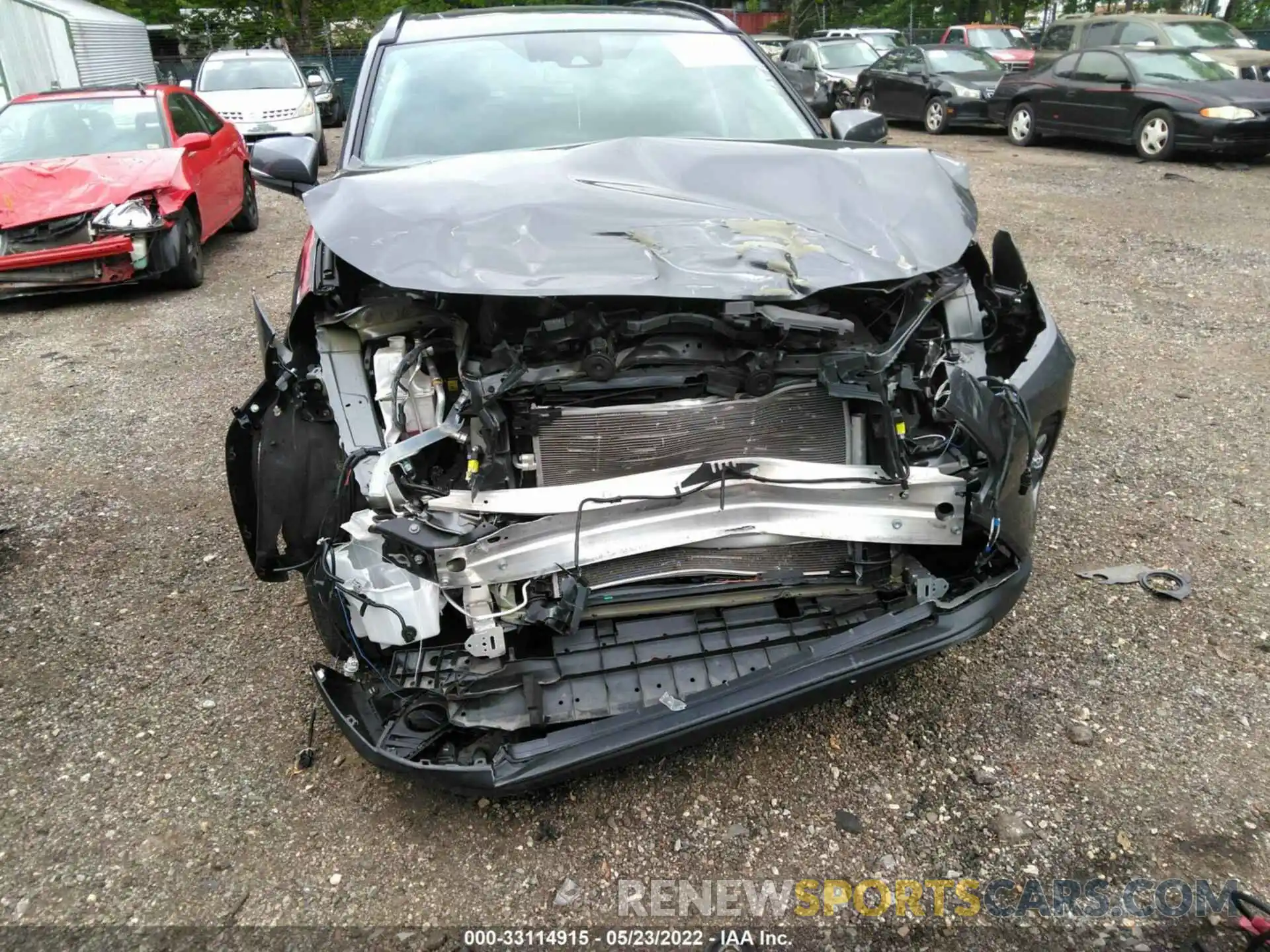 6 Photograph of a damaged car 2T3A1RFV0LW092073 TOYOTA RAV4 2020