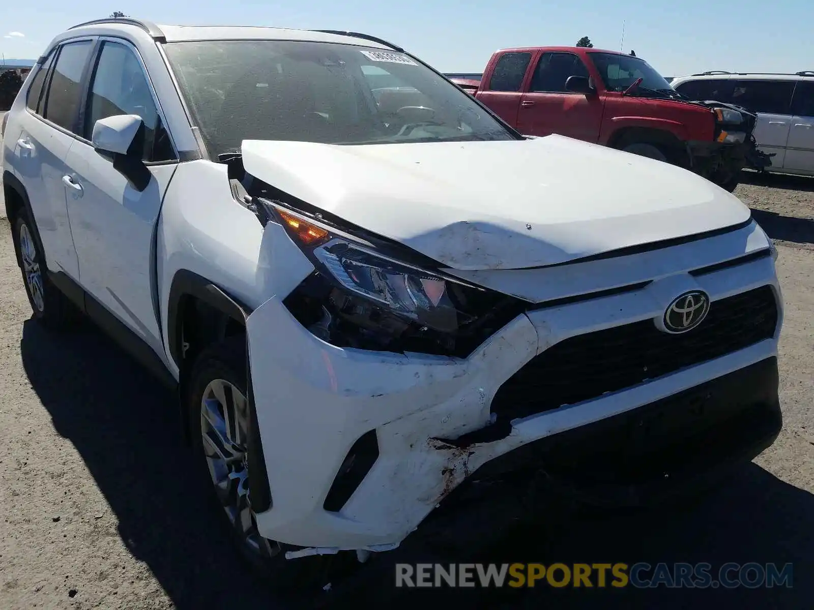 9 Photograph of a damaged car 2T3A1RFV0LW099671 TOYOTA RAV4 2020