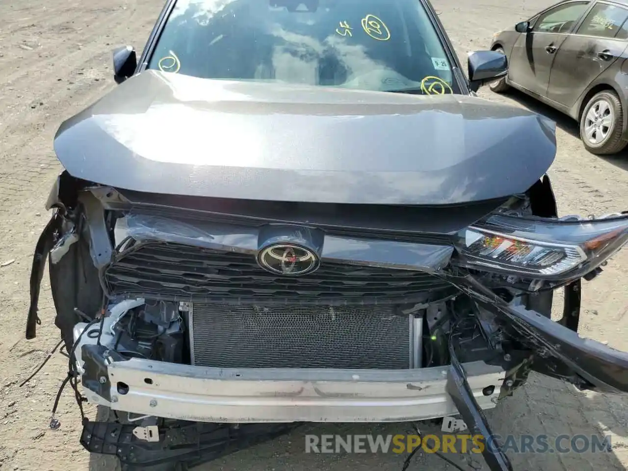 7 Photograph of a damaged car 2T3A1RFV0LW139523 TOYOTA RAV4 2020