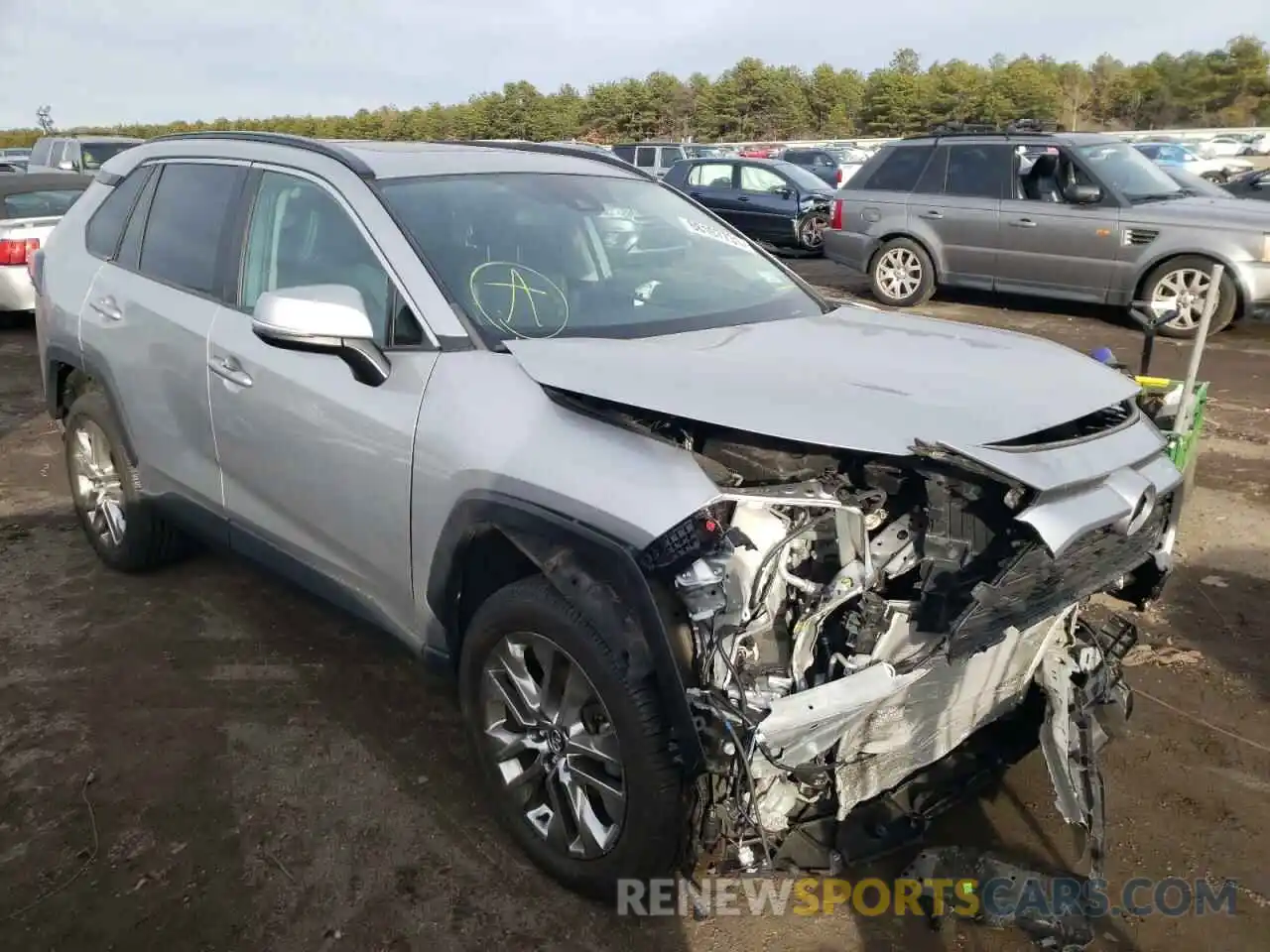 1 Photograph of a damaged car 2T3A1RFV1LC074957 TOYOTA RAV4 2020