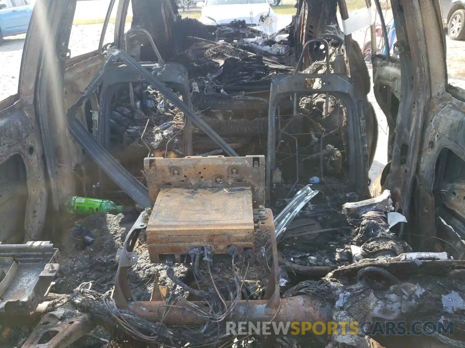 10 Photograph of a damaged car 2T3A1RFV1LW105204 TOYOTA RAV4 2020