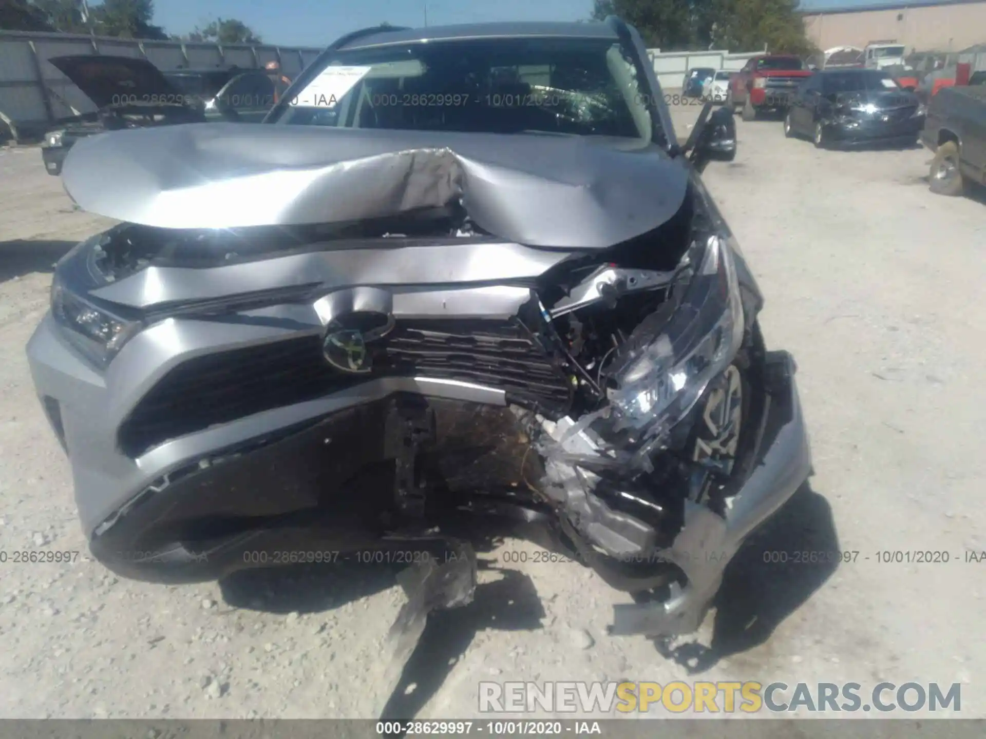 6 Photograph of a damaged car 2T3A1RFV1LW111102 TOYOTA RAV4 2020