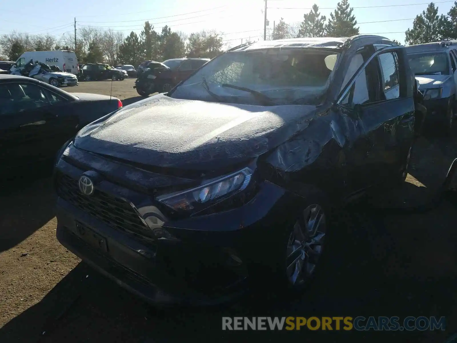 2 Photograph of a damaged car 2T3A1RFV1LW120656 TOYOTA RAV4 2020