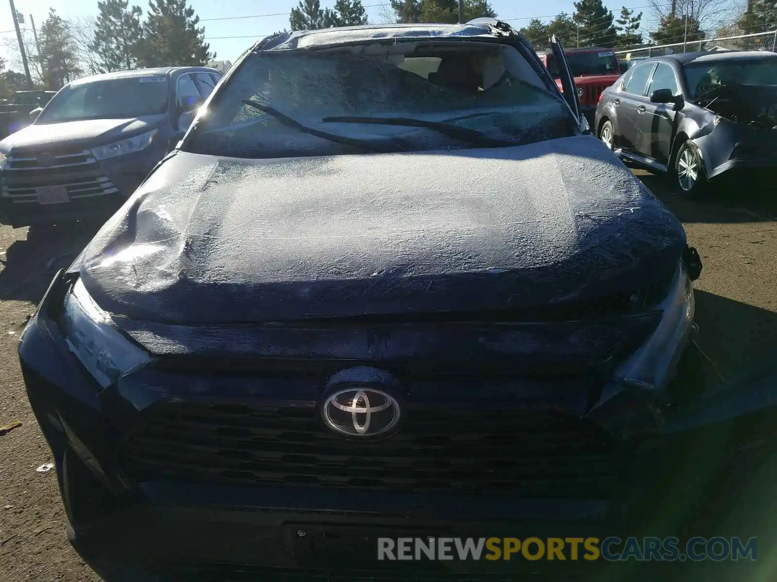 9 Photograph of a damaged car 2T3A1RFV1LW120656 TOYOTA RAV4 2020