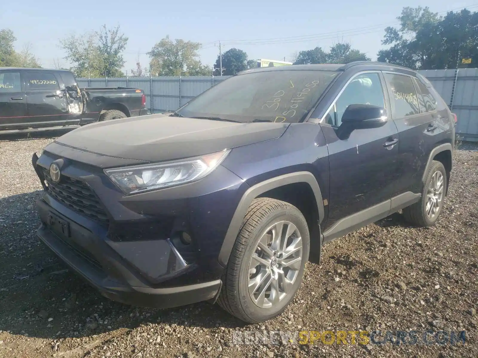 2 Фотография поврежденного автомобиля 2T3A1RFV2LC061053 TOYOTA RAV4 2020