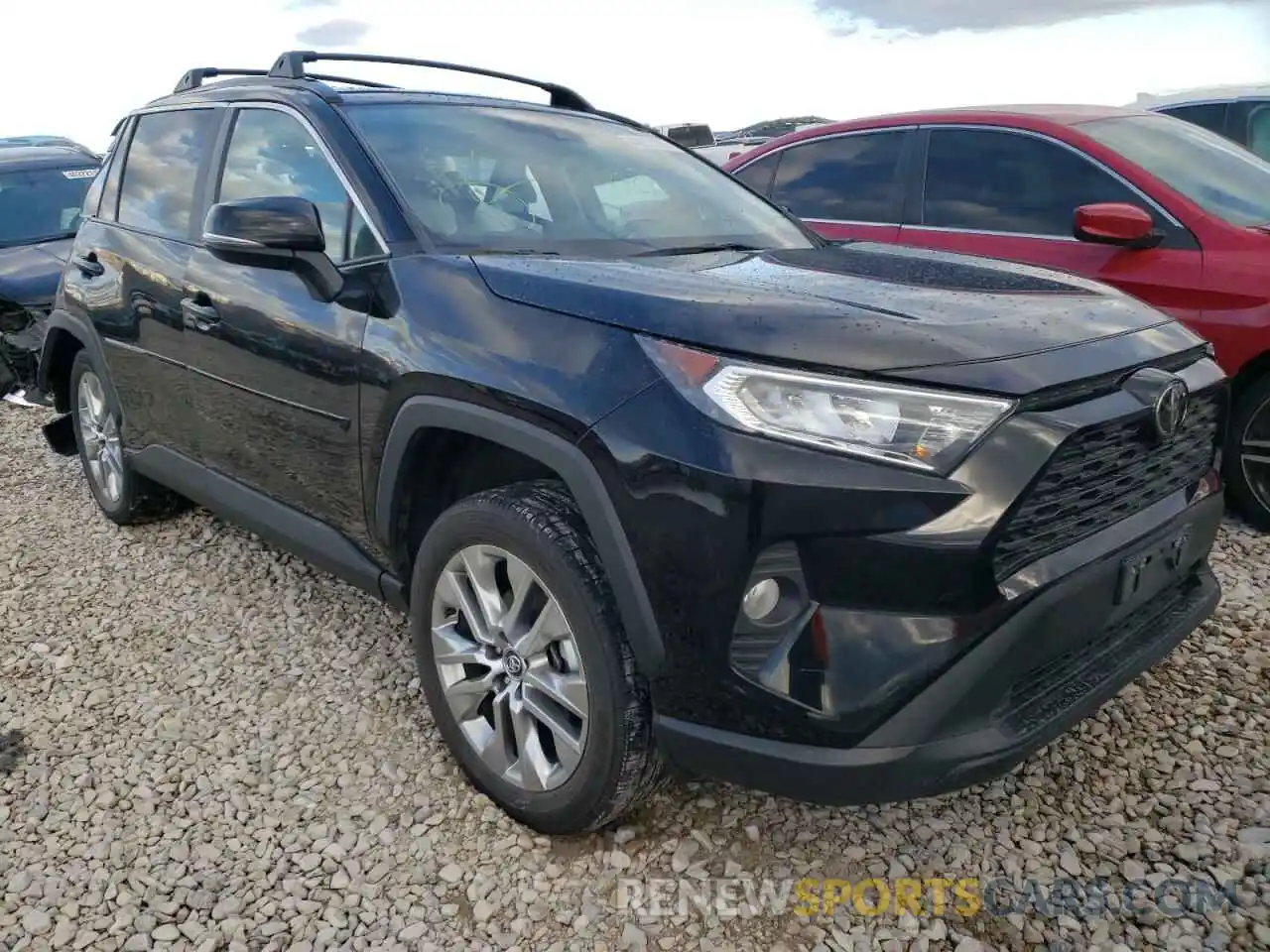 1 Photograph of a damaged car 2T3A1RFV2LC140481 TOYOTA RAV4 2020