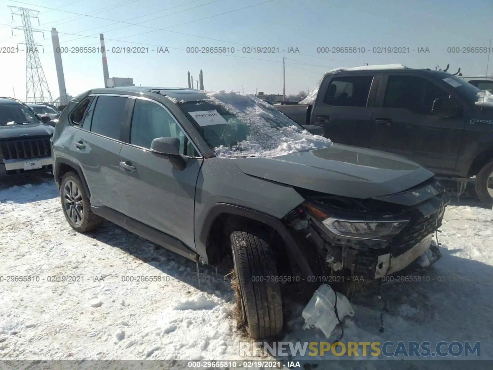 1 Photograph of a damaged car 2T3A1RFV2LW093354 TOYOTA RAV4 2020