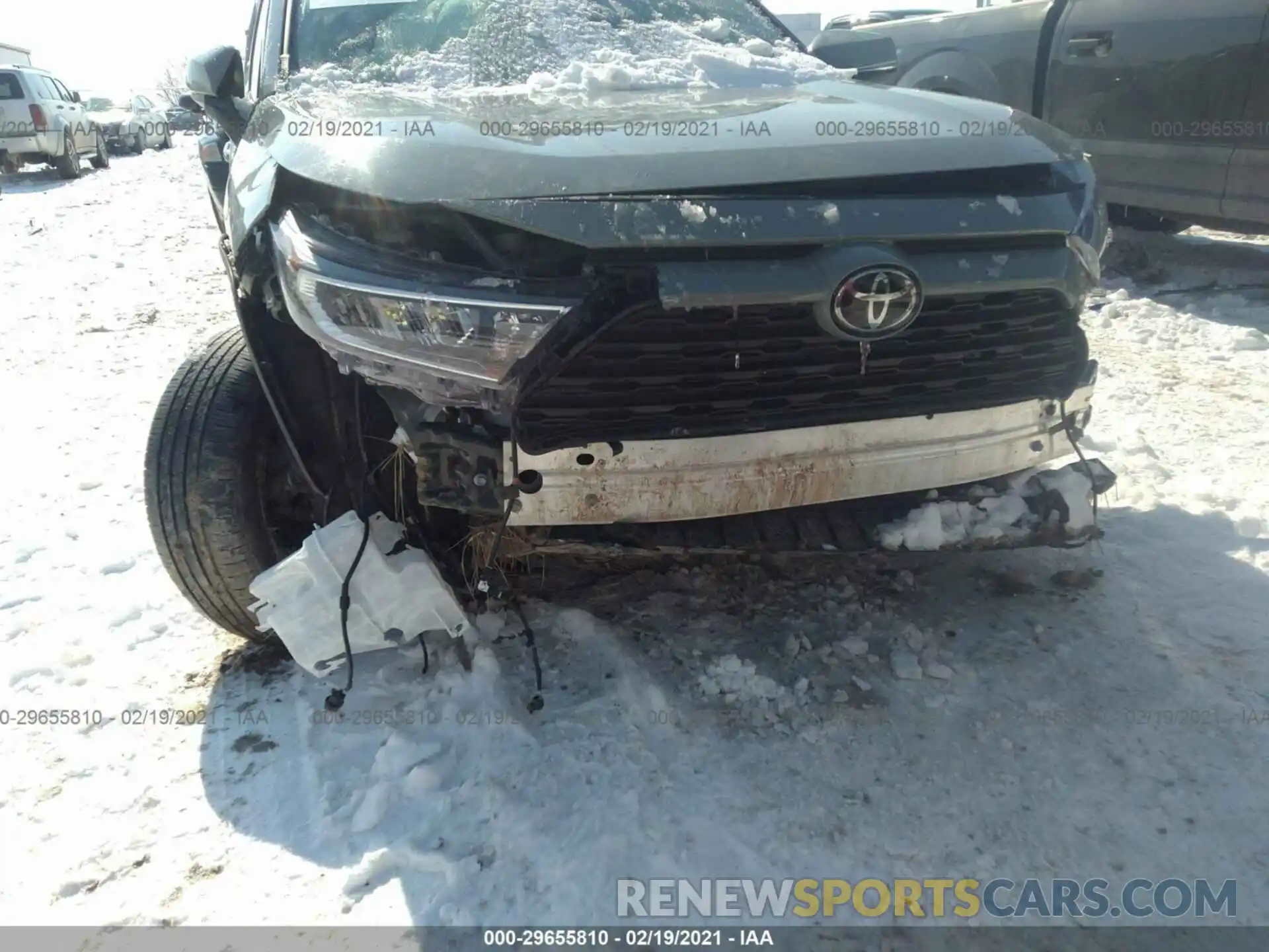 6 Photograph of a damaged car 2T3A1RFV2LW093354 TOYOTA RAV4 2020