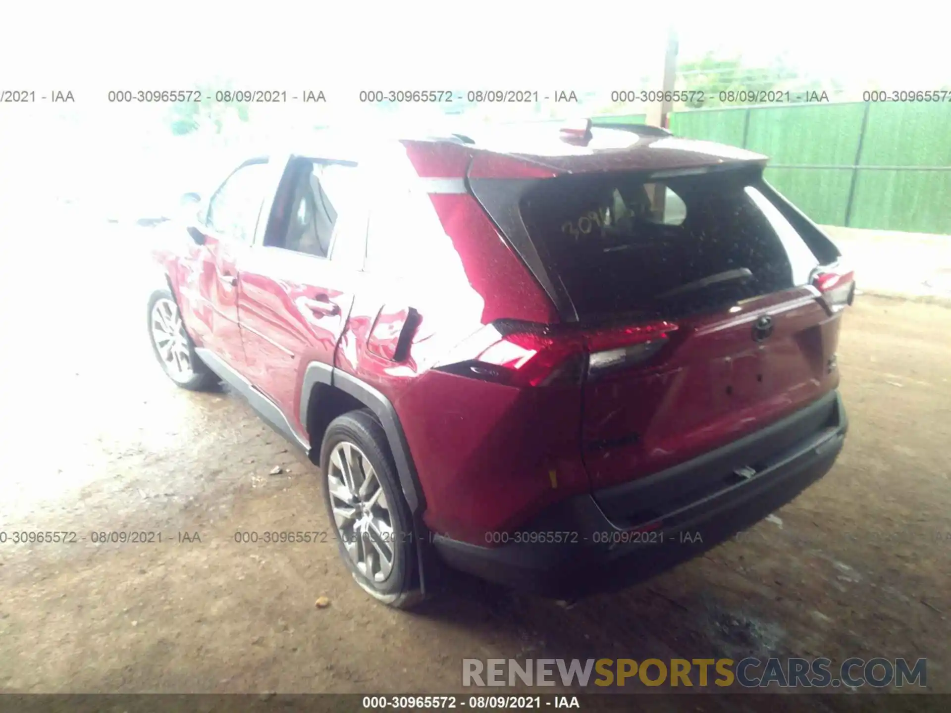 3 Photograph of a damaged car 2T3A1RFV2LW106636 TOYOTA RAV4 2020