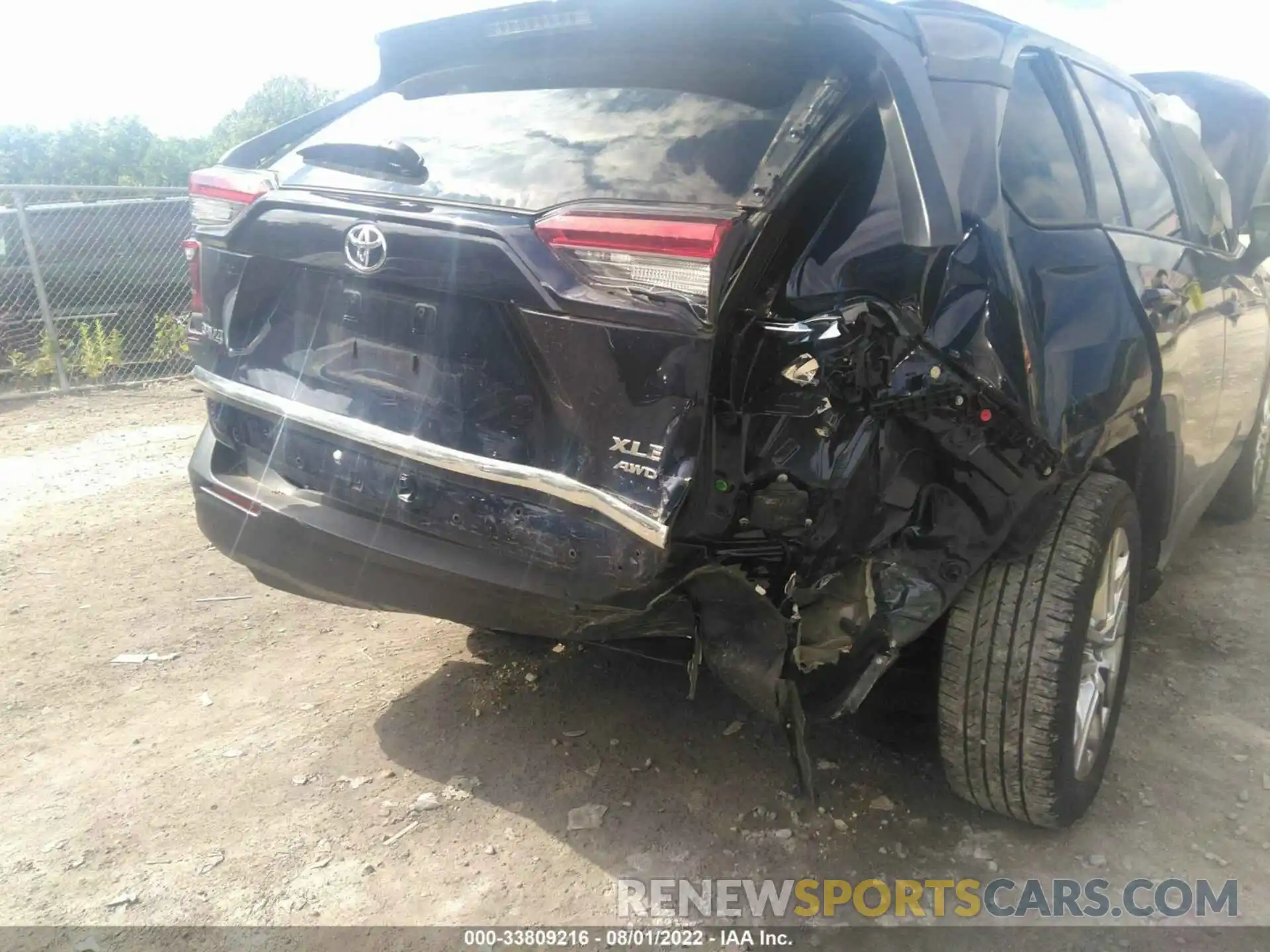 6 Photograph of a damaged car 2T3A1RFV2LW115563 TOYOTA RAV4 2020