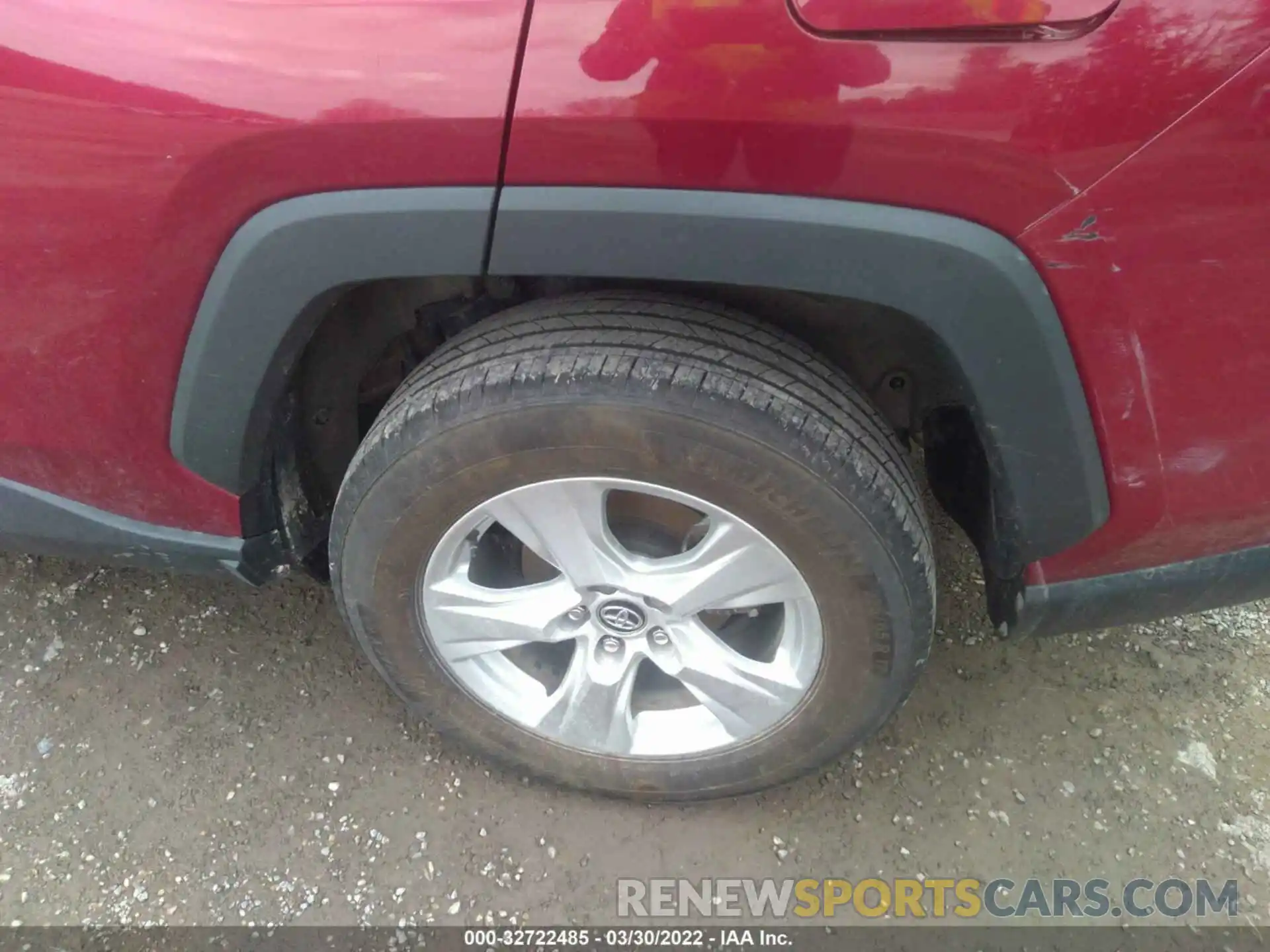 14 Photograph of a damaged car 2T3A1RFV3LW087692 TOYOTA RAV4 2020