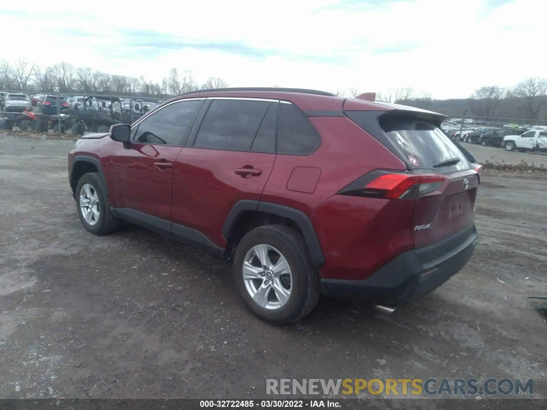 3 Photograph of a damaged car 2T3A1RFV3LW087692 TOYOTA RAV4 2020