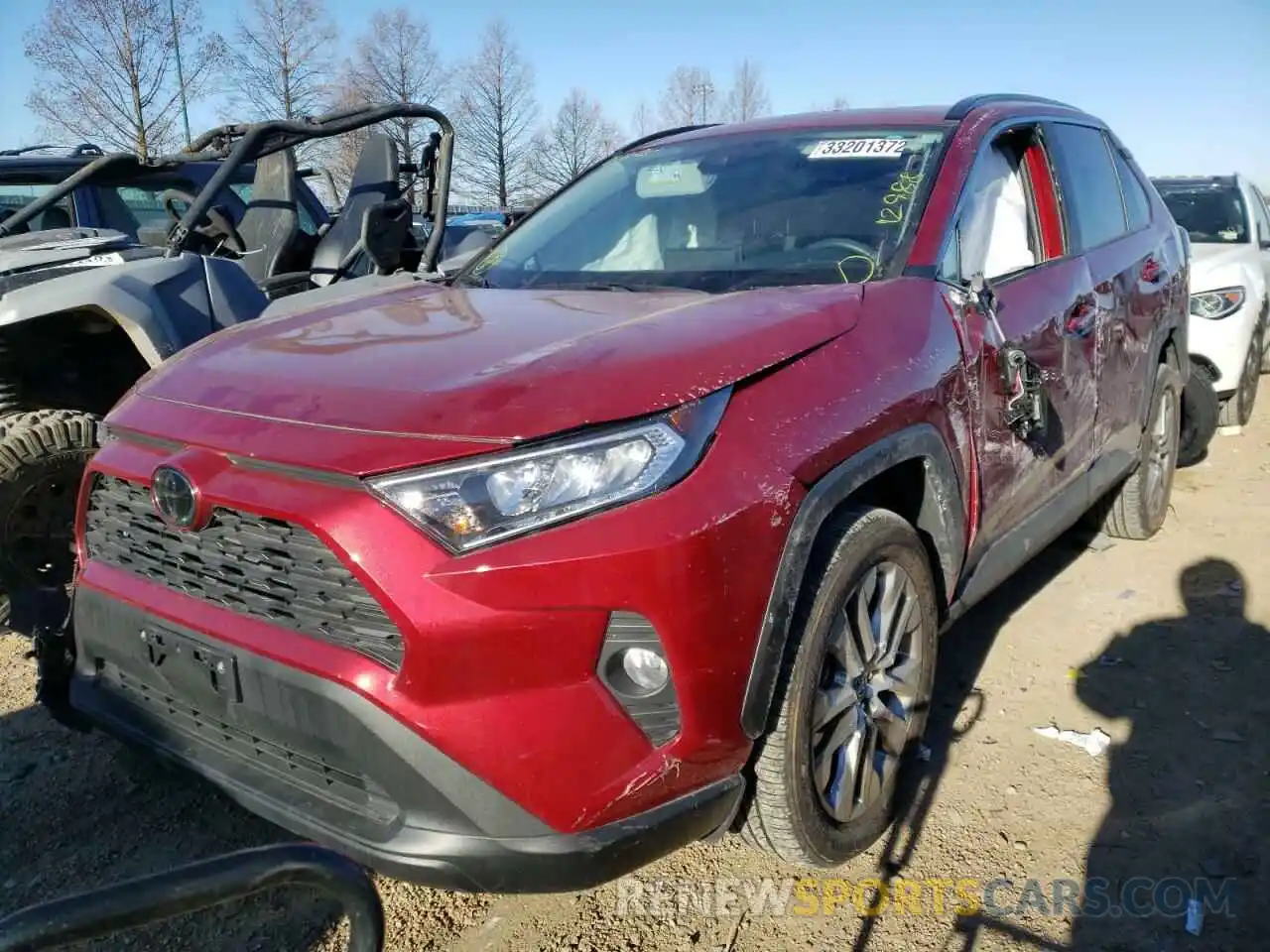 2 Photograph of a damaged car 2T3A1RFV3LW107536 TOYOTA RAV4 2020