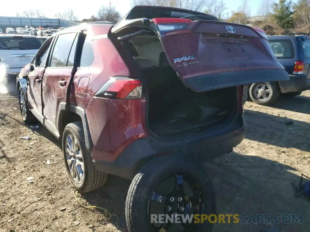 3 Photograph of a damaged car 2T3A1RFV3LW107536 TOYOTA RAV4 2020