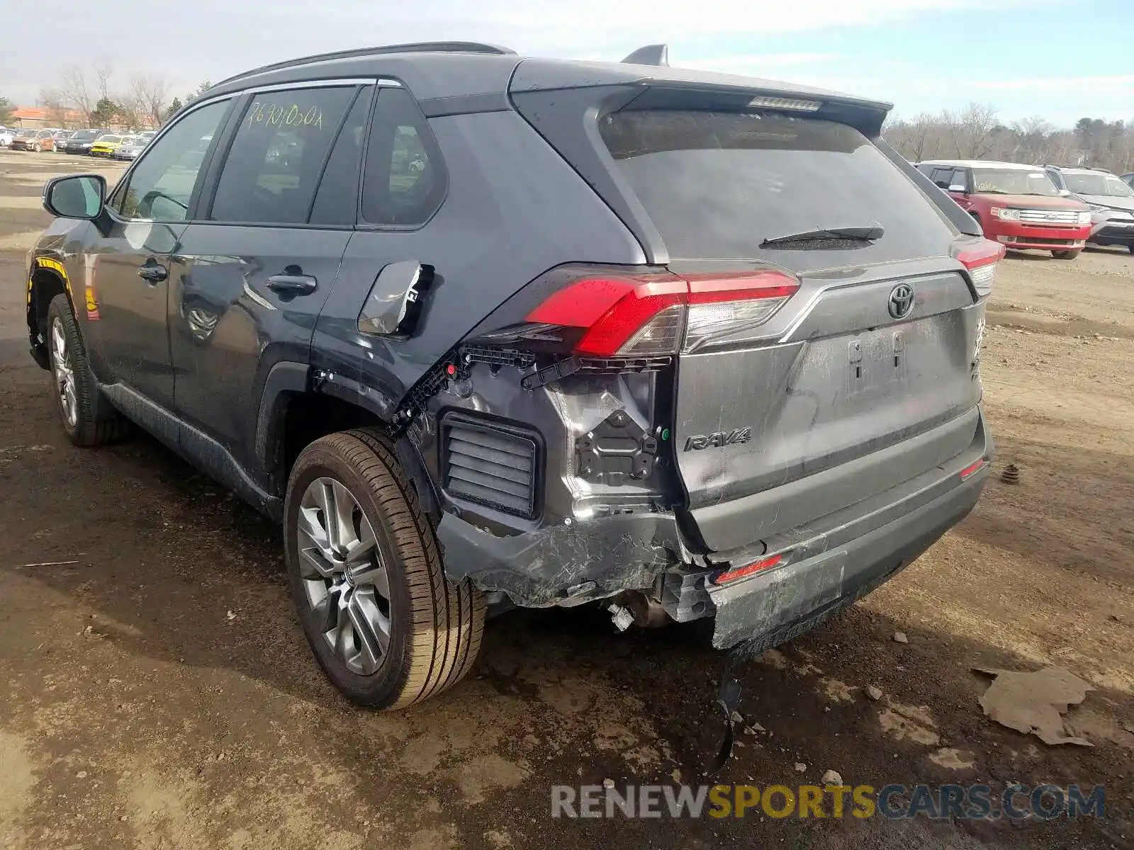 3 Photograph of a damaged car 2T3A1RFV4LC062883 TOYOTA RAV4 2020