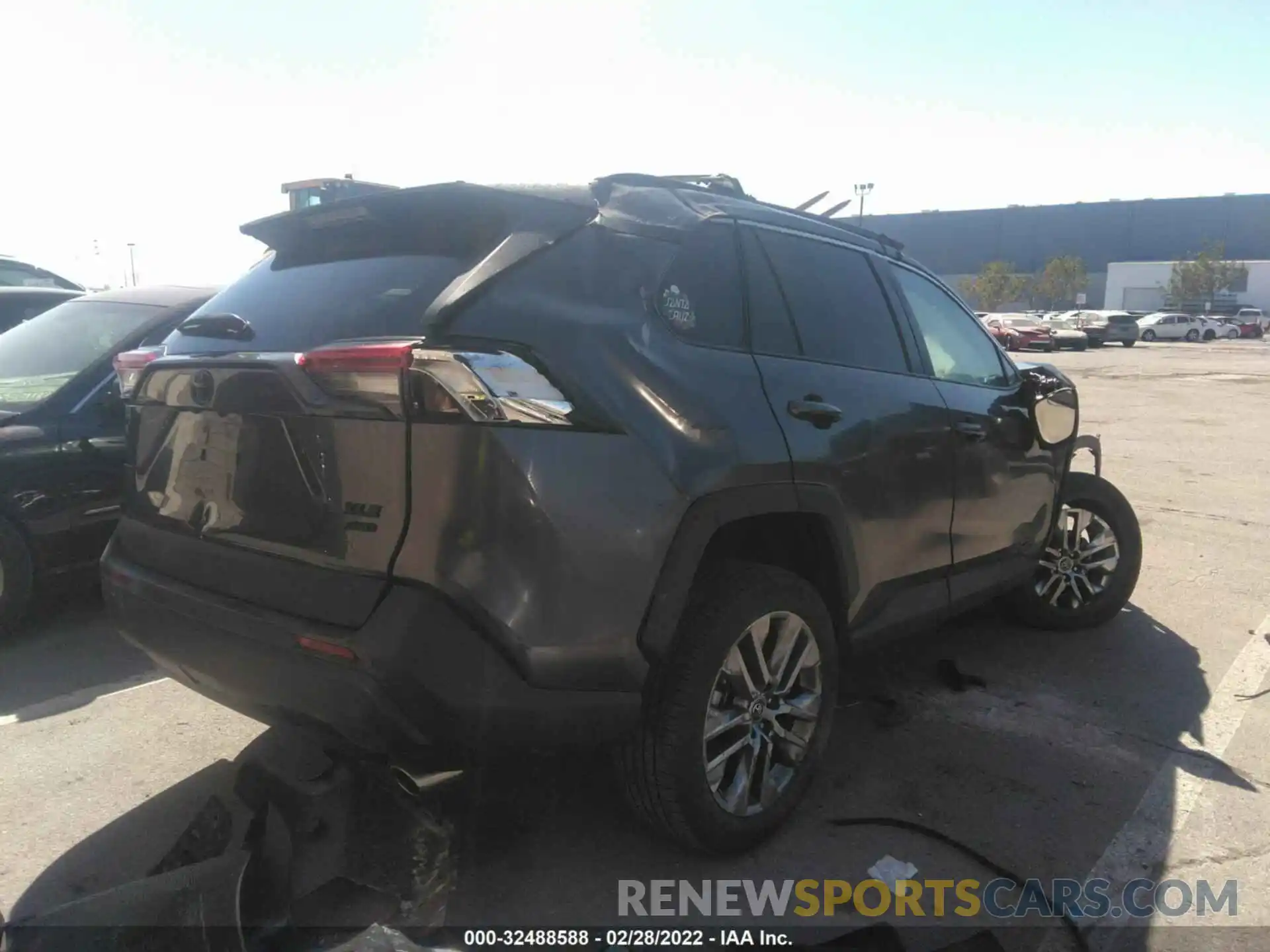 4 Фотография поврежденного автомобиля 2T3A1RFV4LC140403 TOYOTA RAV4 2020