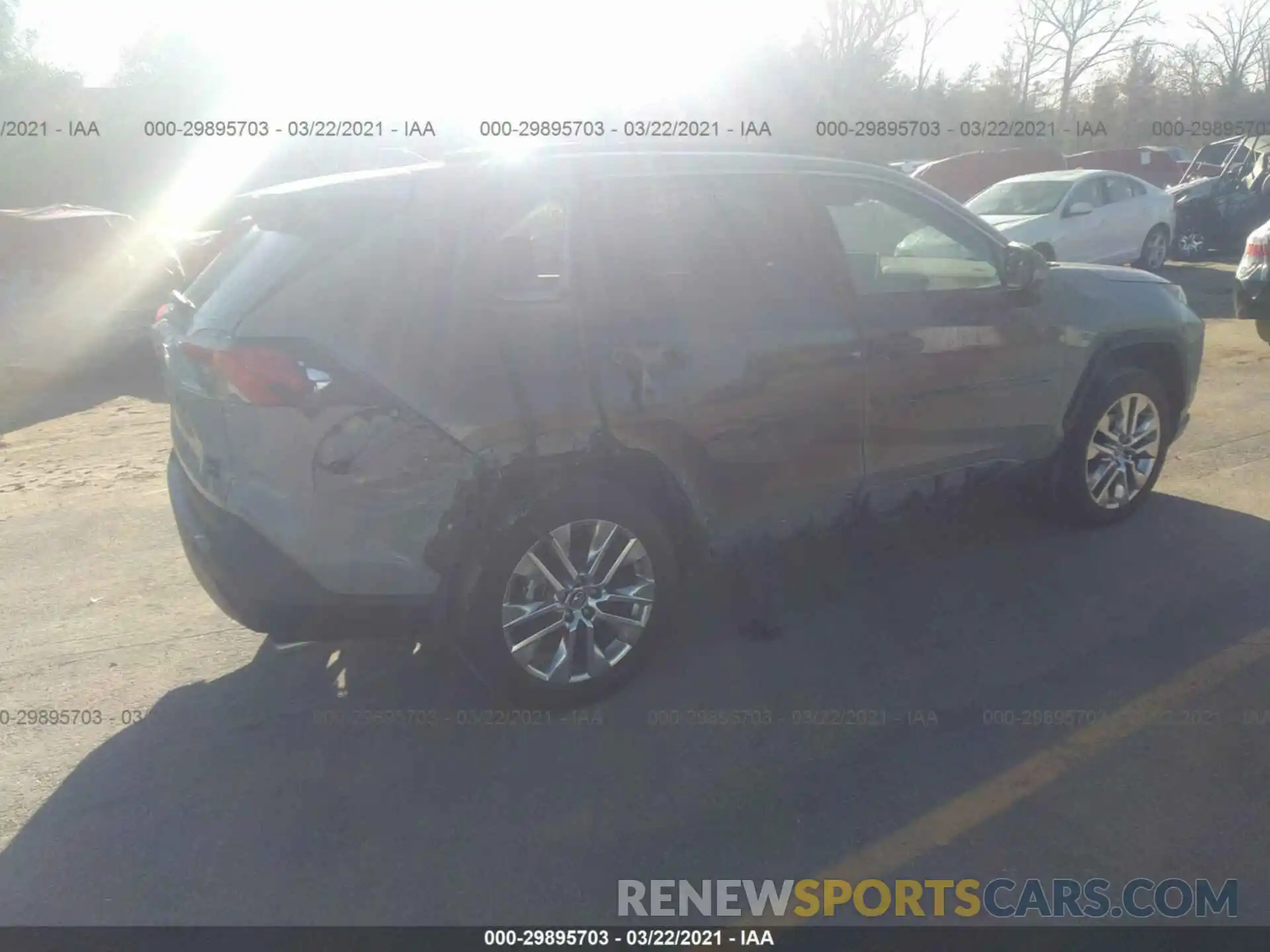 4 Photograph of a damaged car 2T3A1RFV4LW103608 TOYOTA RAV4 2020