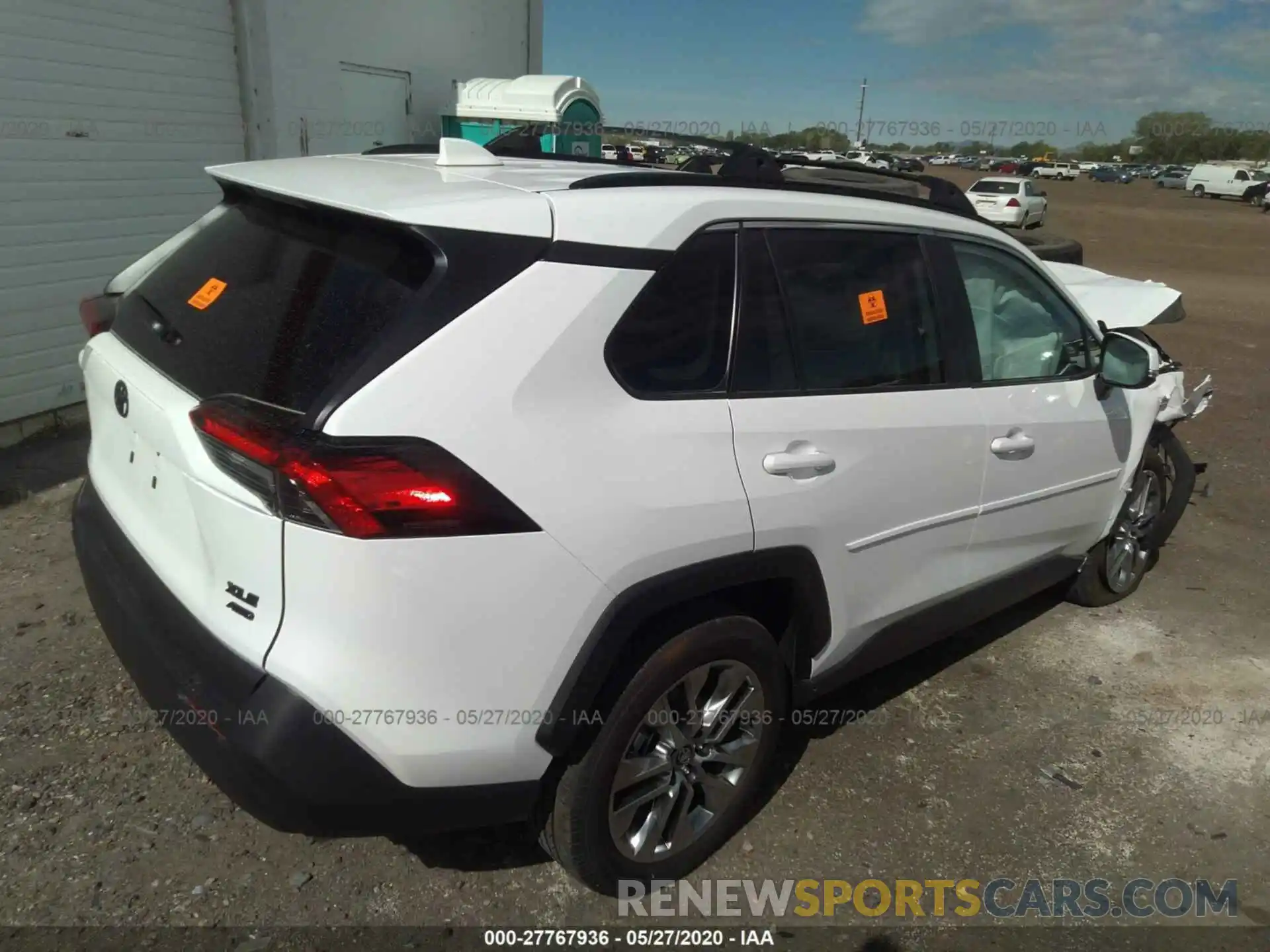 4 Photograph of a damaged car 2T3A1RFV5LC086285 TOYOTA RAV4 2020