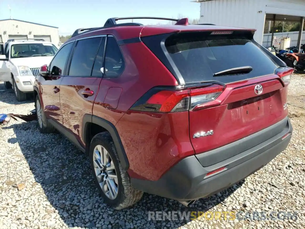 3 Photograph of a damaged car 2T3A1RFV5LC138644 TOYOTA RAV4 2020