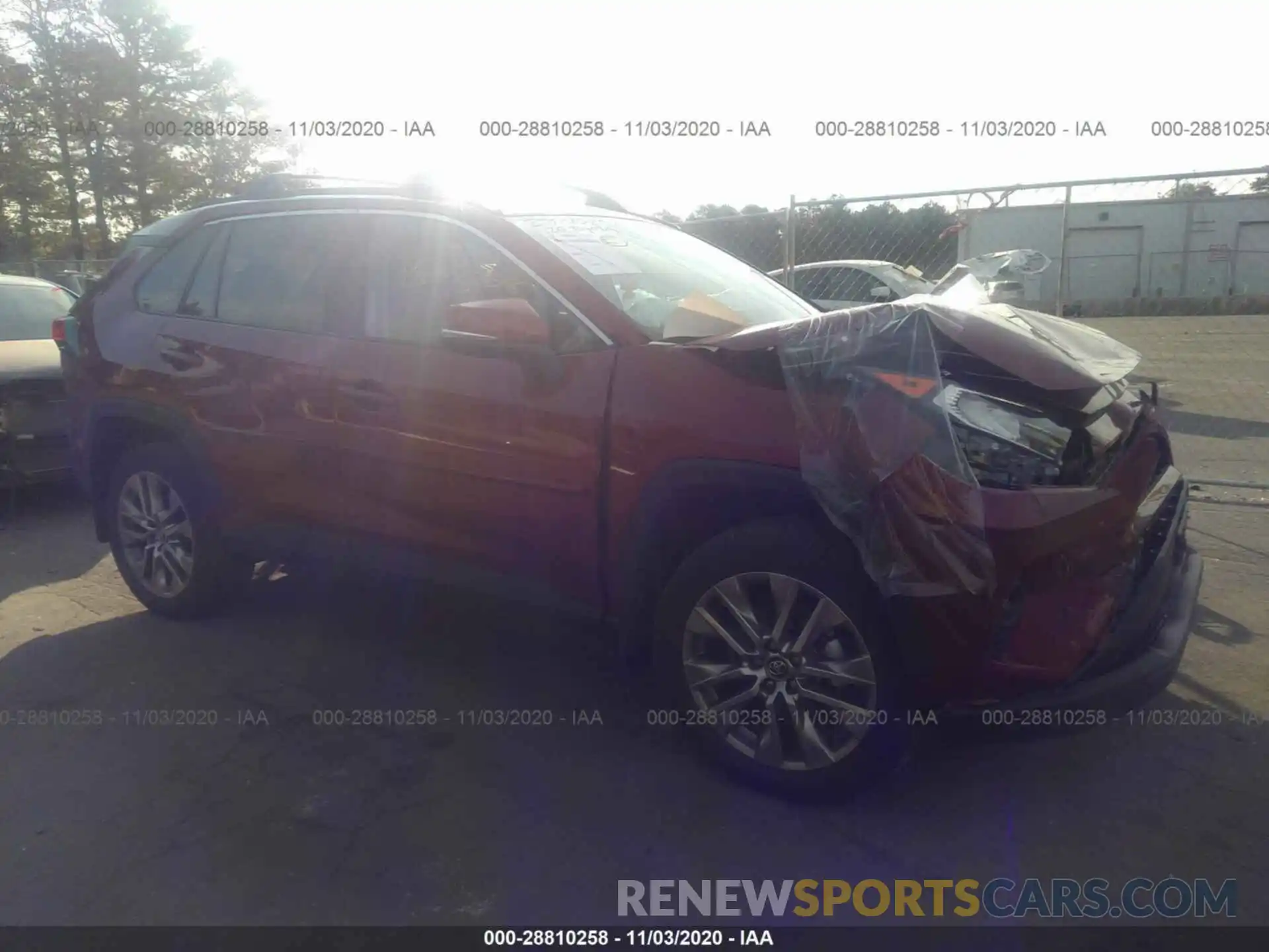 1 Photograph of a damaged car 2T3A1RFV6LC070225 TOYOTA RAV4 2020