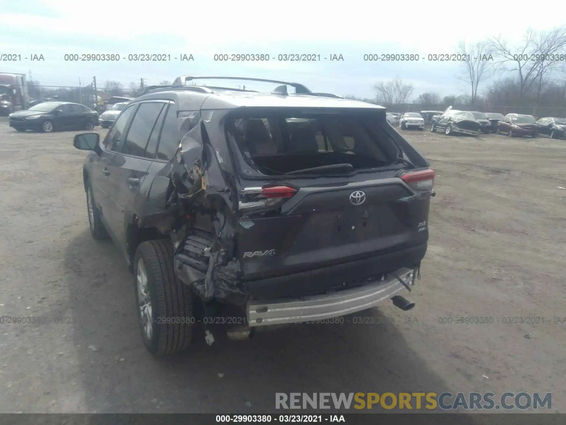 6 Photograph of a damaged car 2T3A1RFV6LC123229 TOYOTA RAV4 2020