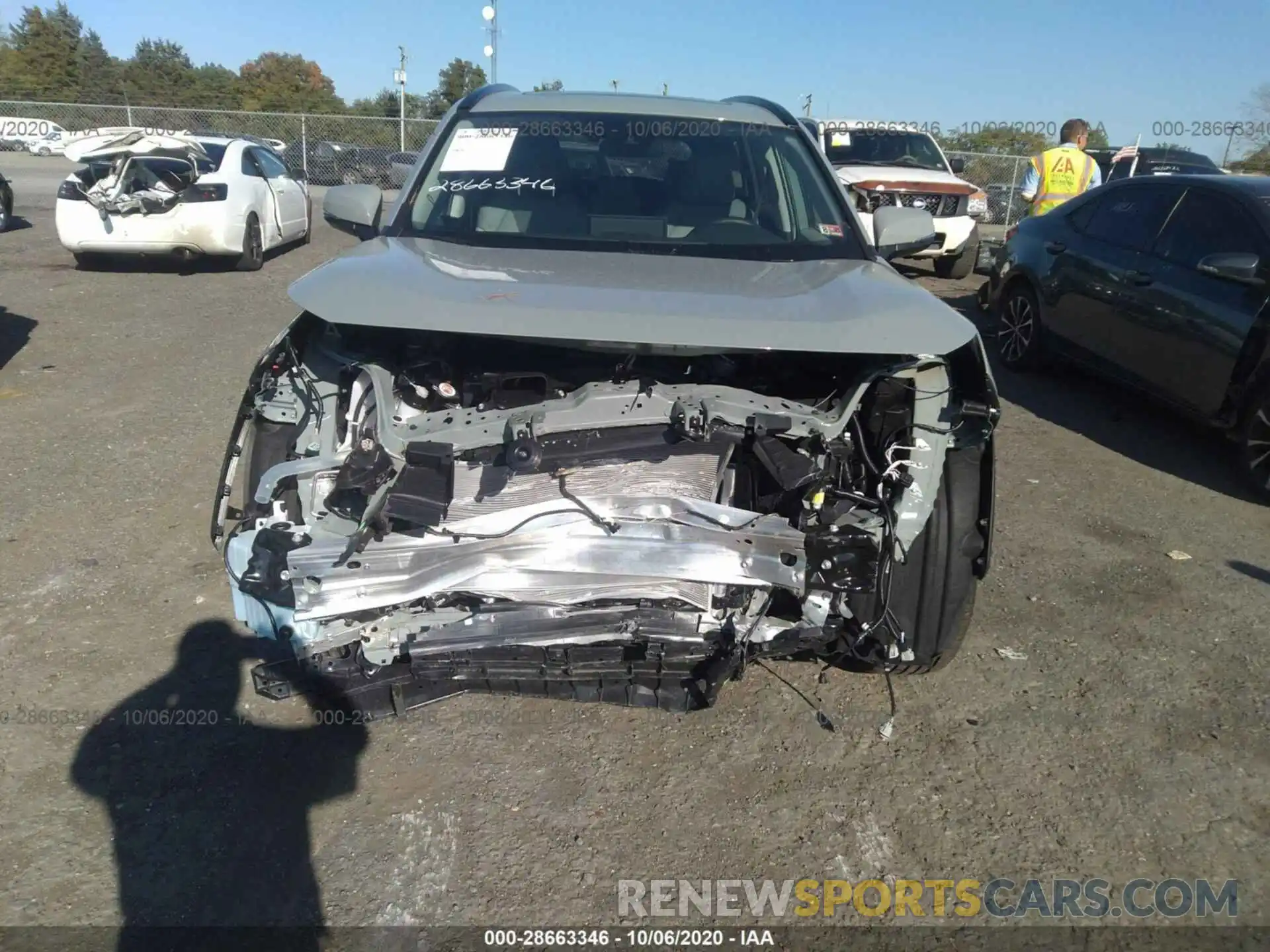 6 Photograph of a damaged car 2T3A1RFV6LC130228 TOYOTA RAV4 2020