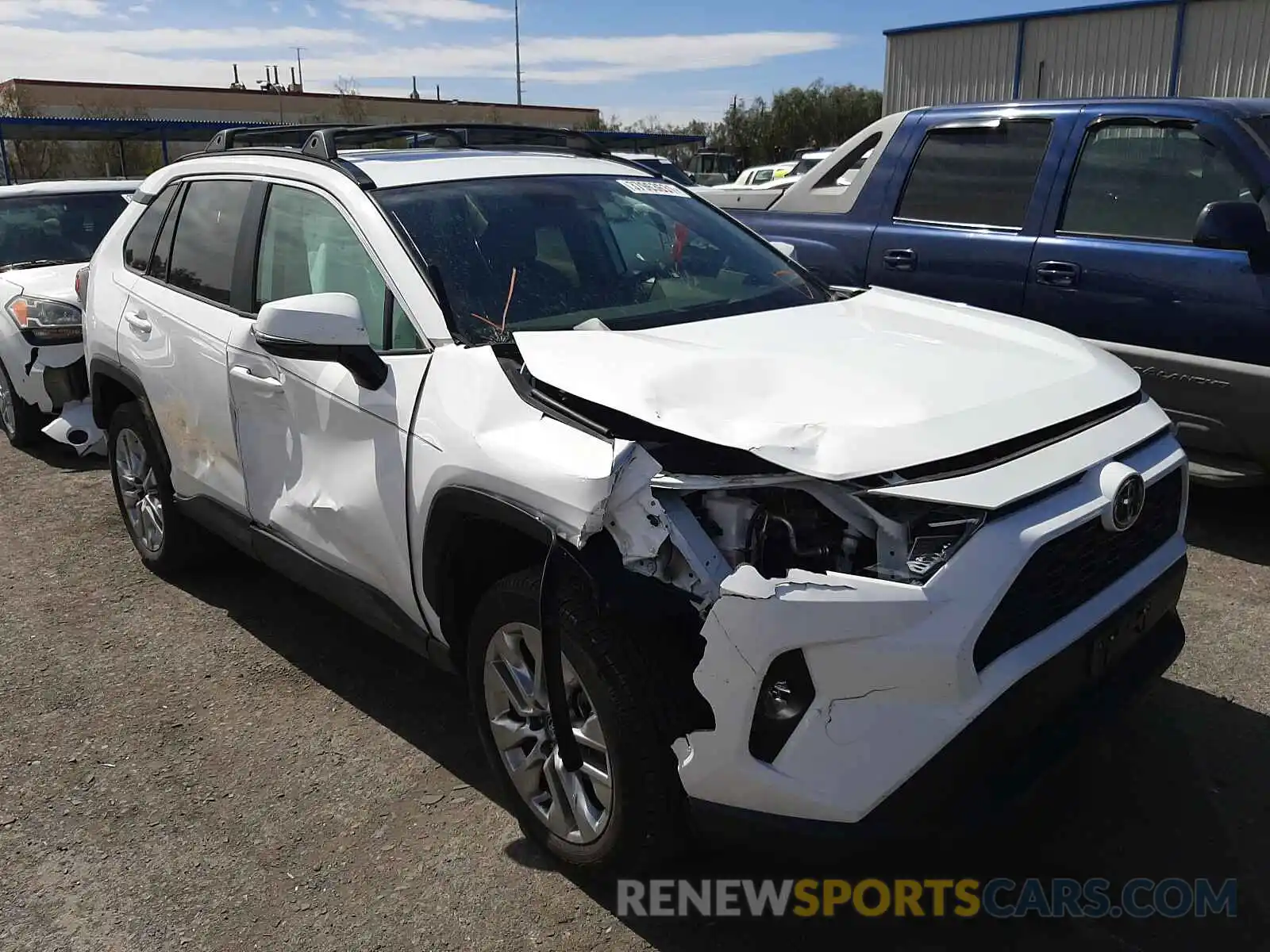 1 Photograph of a damaged car 2T3A1RFV6LC134523 TOYOTA RAV4 2020