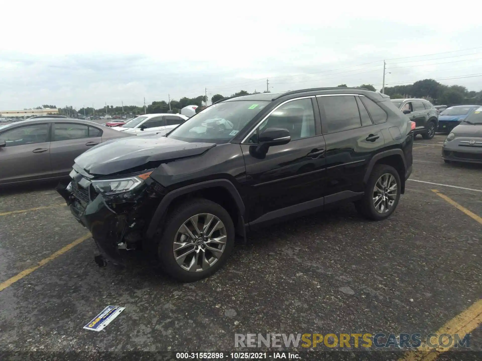 2 Photograph of a damaged car 2T3A1RFV7LC070816 TOYOTA RAV4 2020