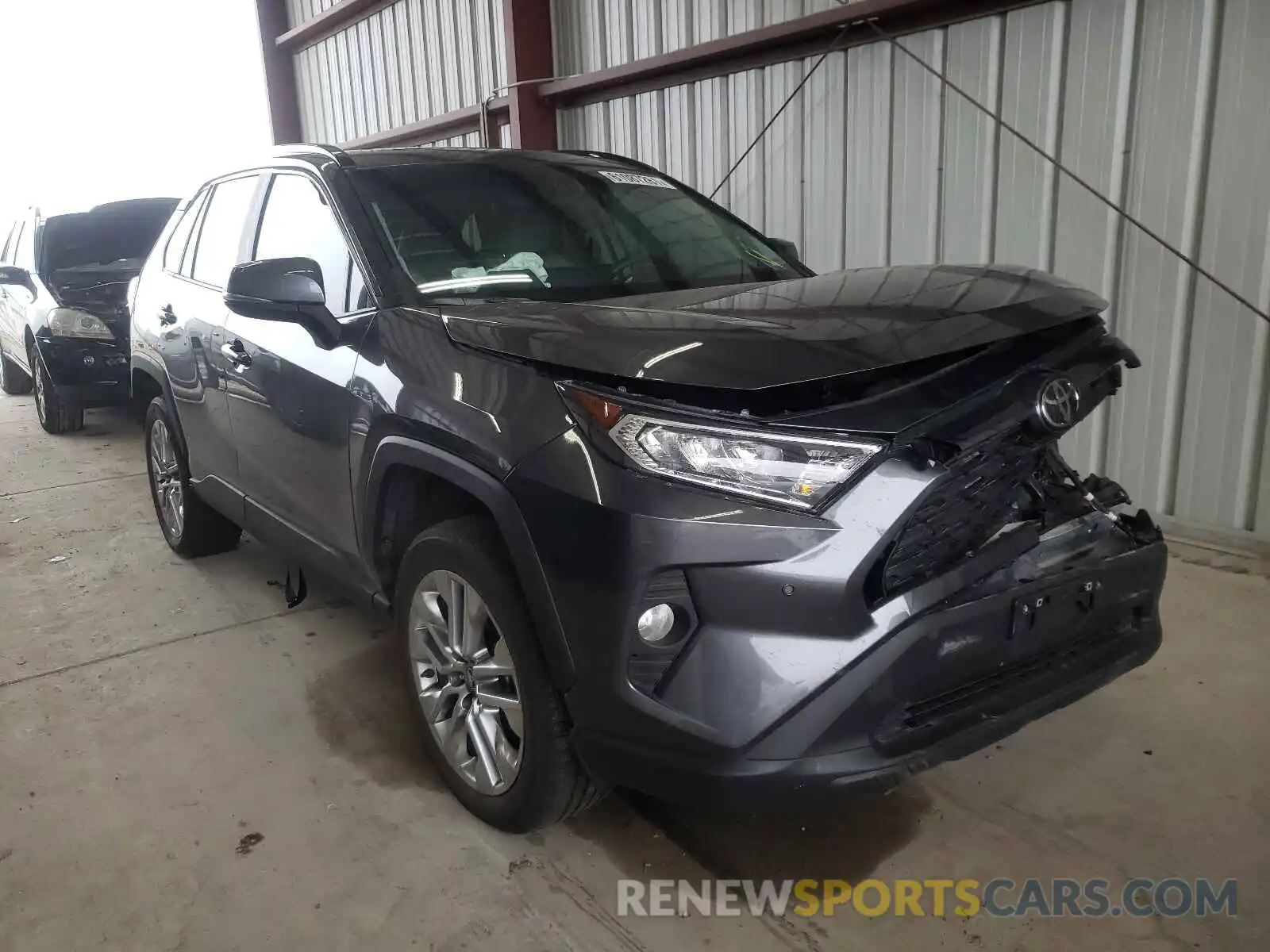 1 Photograph of a damaged car 2T3A1RFV7LC139861 TOYOTA RAV4 2020