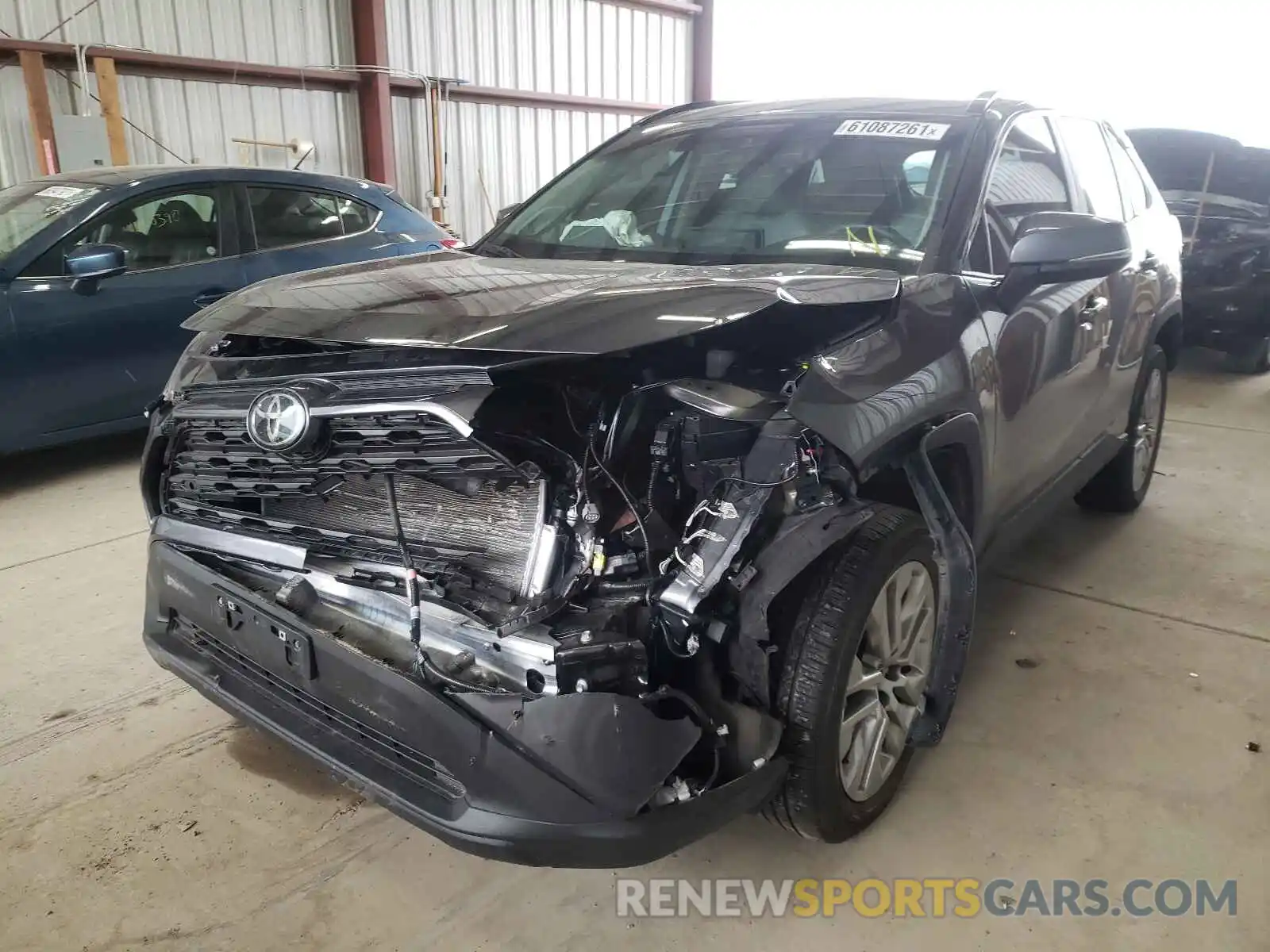 2 Photograph of a damaged car 2T3A1RFV7LC139861 TOYOTA RAV4 2020