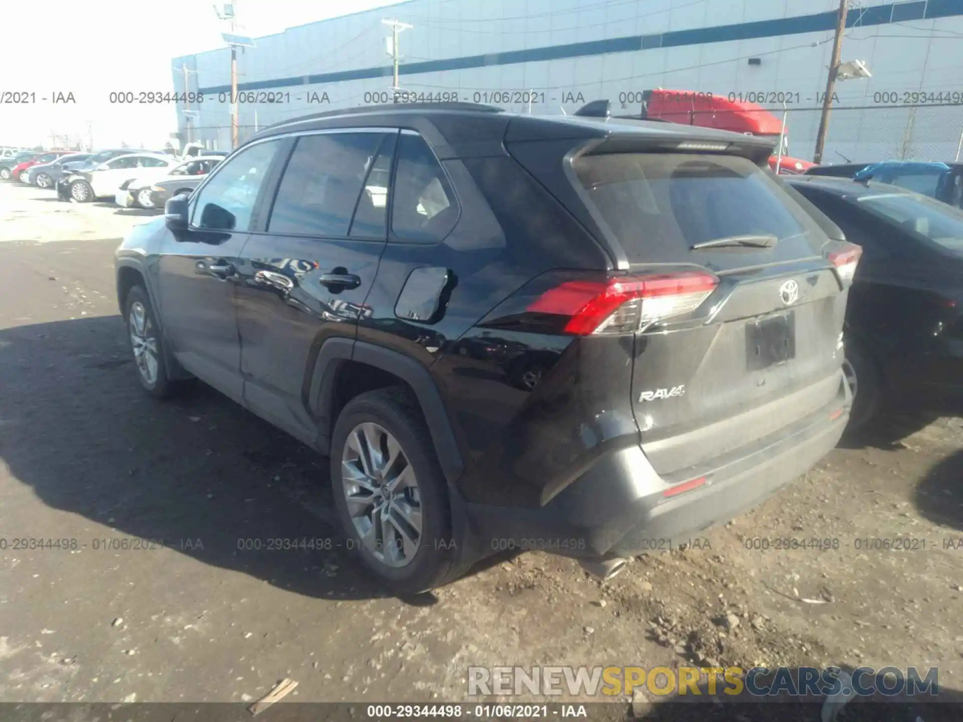 3 Фотография поврежденного автомобиля 2T3A1RFV7LW110861 TOYOTA RAV4 2020