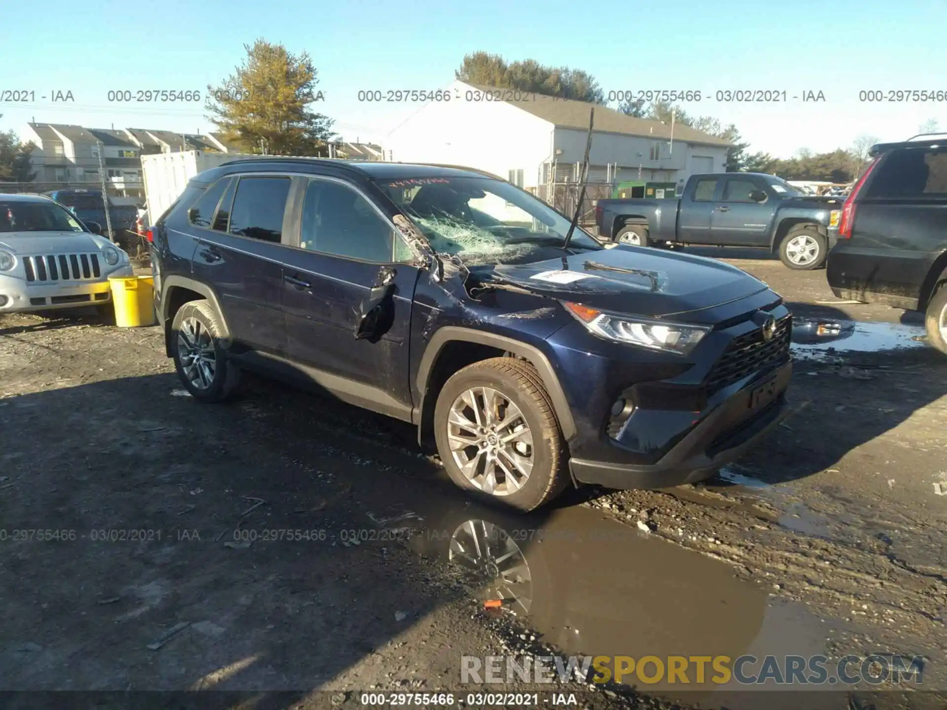 1 Photograph of a damaged car 2T3A1RFV7LW118958 TOYOTA RAV4 2020