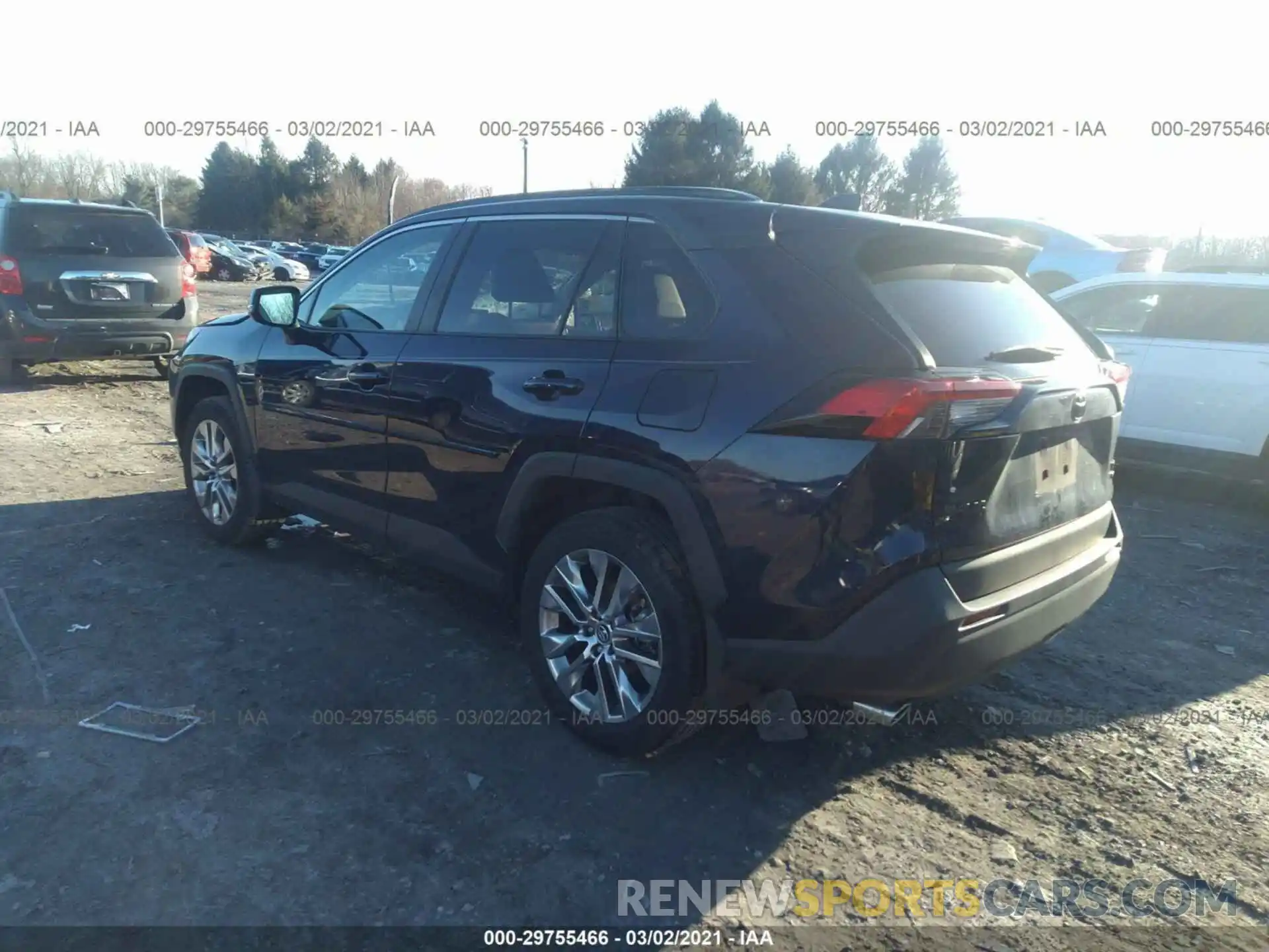 3 Photograph of a damaged car 2T3A1RFV7LW118958 TOYOTA RAV4 2020