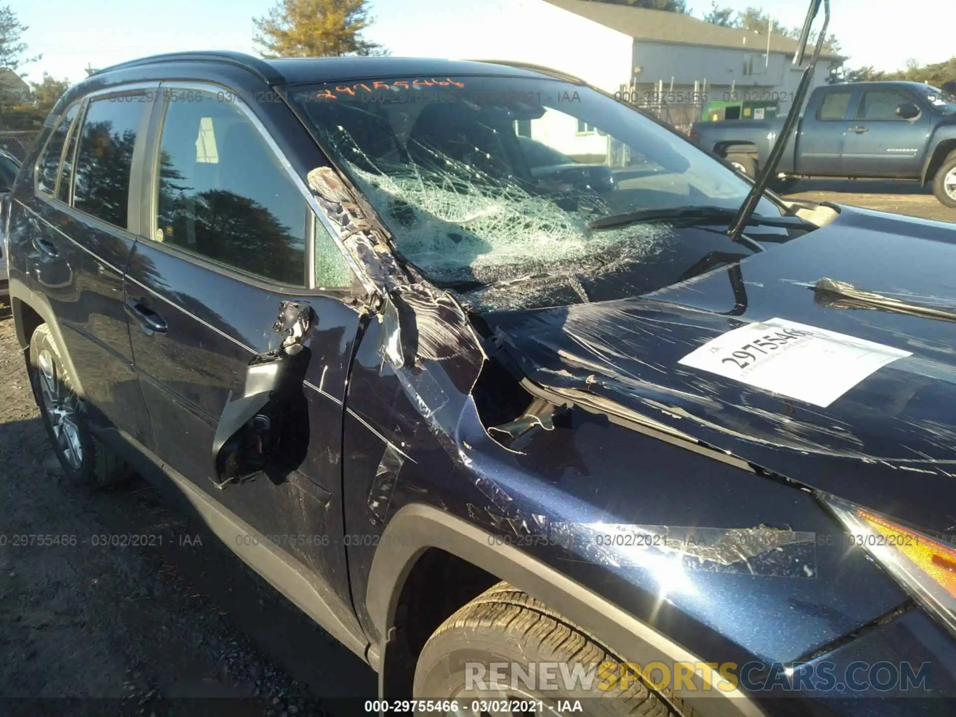 6 Photograph of a damaged car 2T3A1RFV7LW118958 TOYOTA RAV4 2020