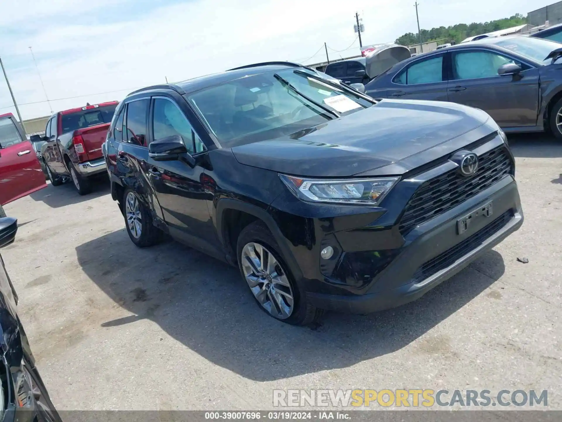 1 Фотография поврежденного автомобиля 2T3A1RFV7LW133539 TOYOTA RAV4 2020