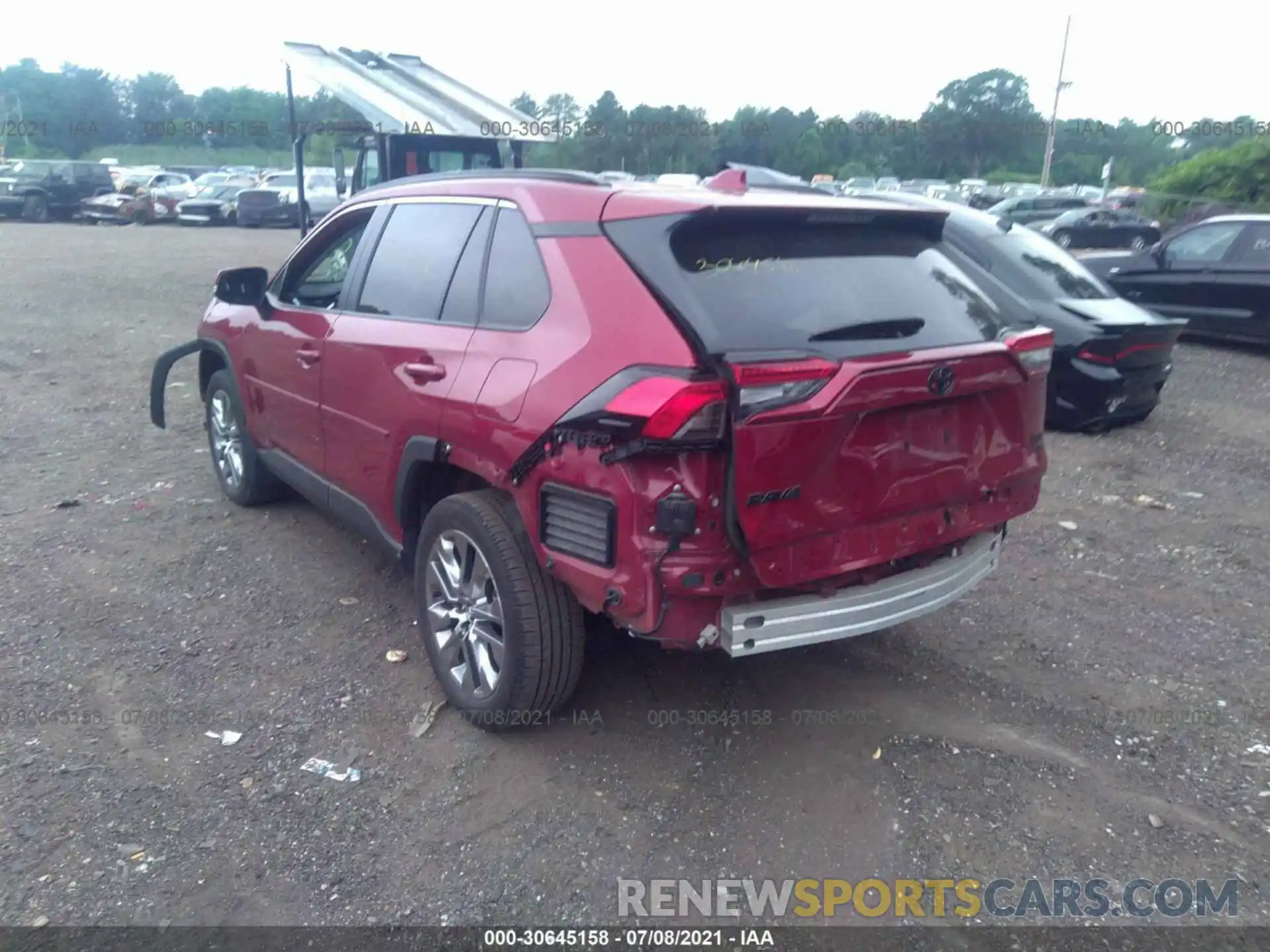 3 Photograph of a damaged car 2T3A1RFV8LC074518 TOYOTA RAV4 2020