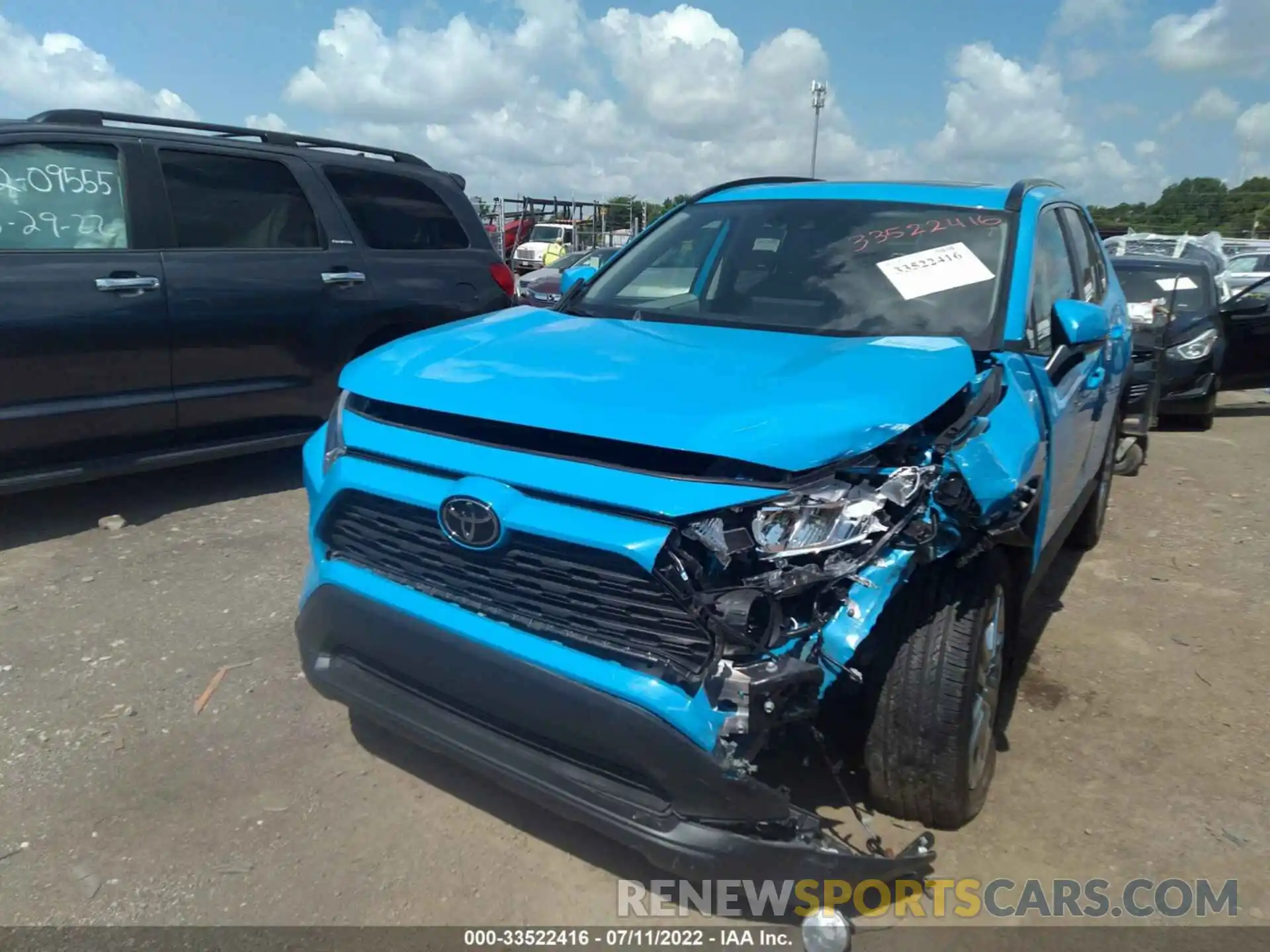 6 Photograph of a damaged car 2T3A1RFV8LC133325 TOYOTA RAV4 2020