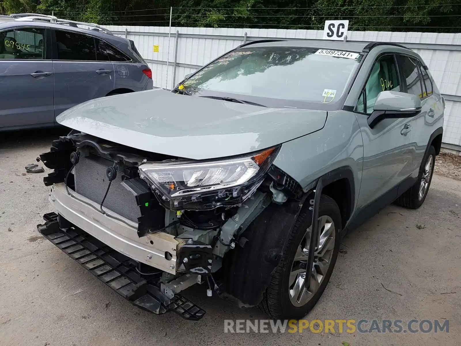 2 Photograph of a damaged car 2T3A1RFV8LW093309 TOYOTA RAV4 2020