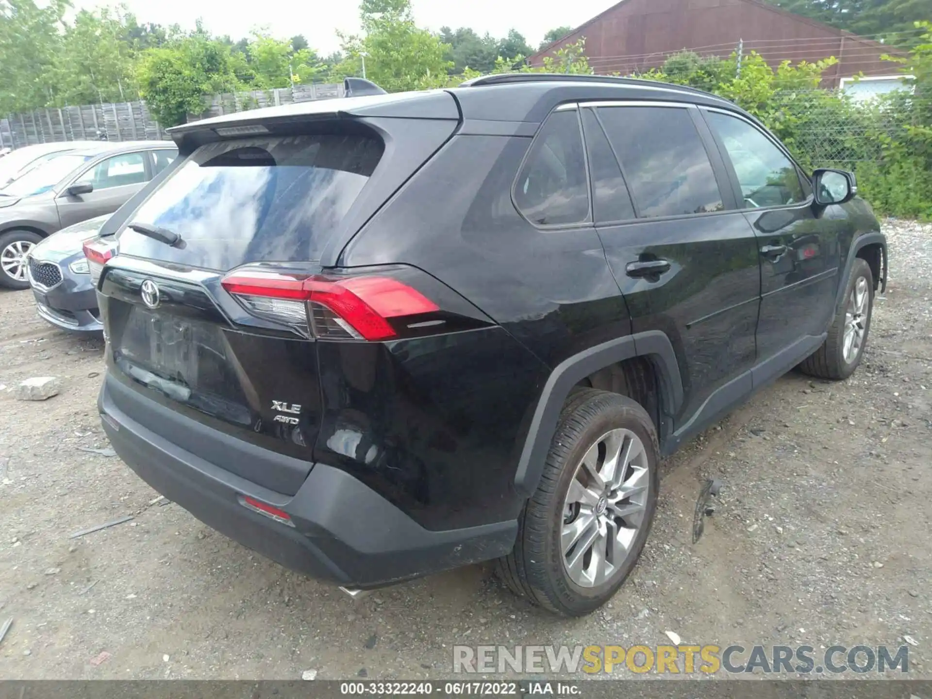 4 Photograph of a damaged car 2T3A1RFV9LW091469 TOYOTA RAV4 2020