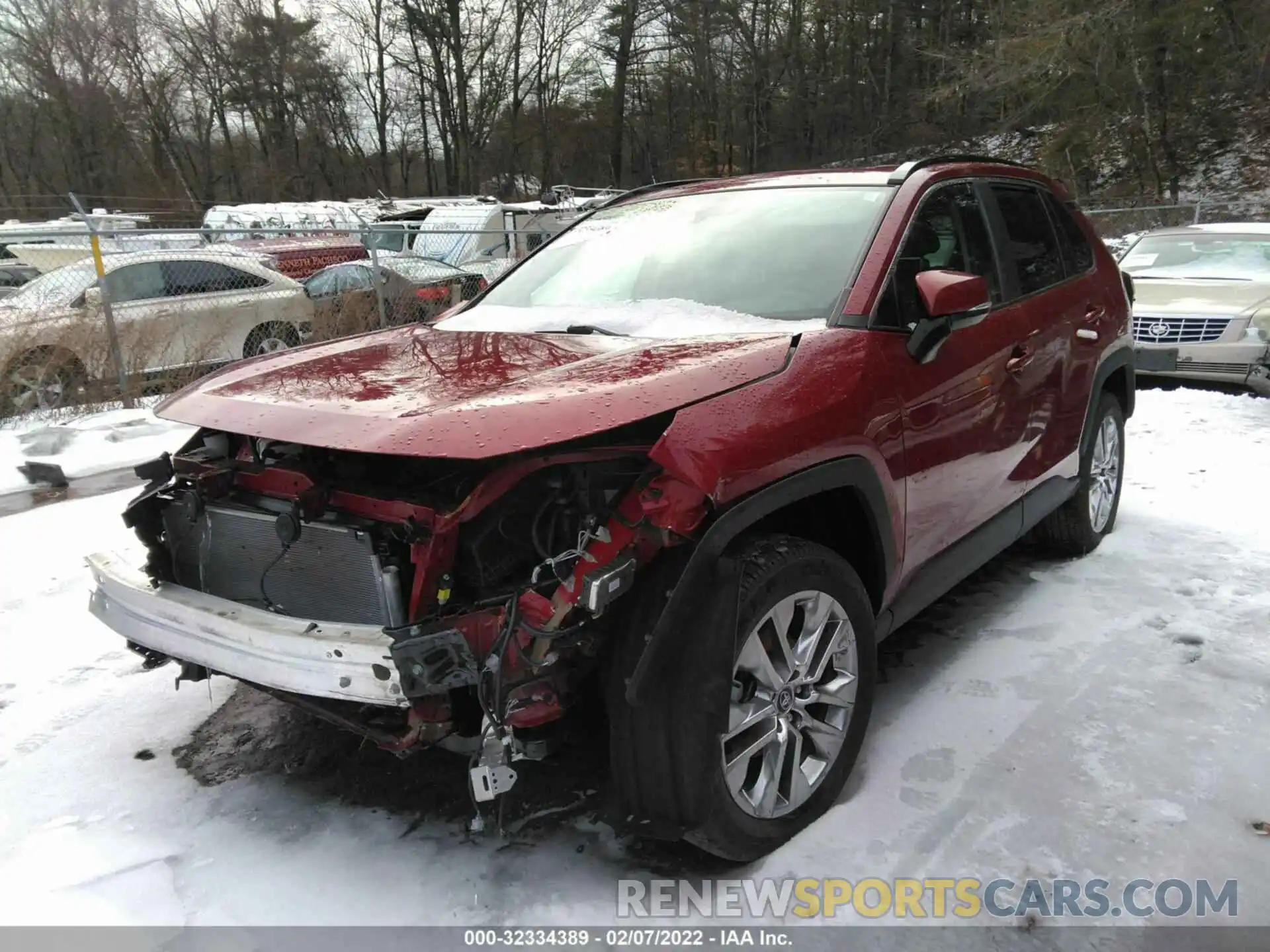 2 Photograph of a damaged car 2T3A1RFVXLC129907 TOYOTA RAV4 2020