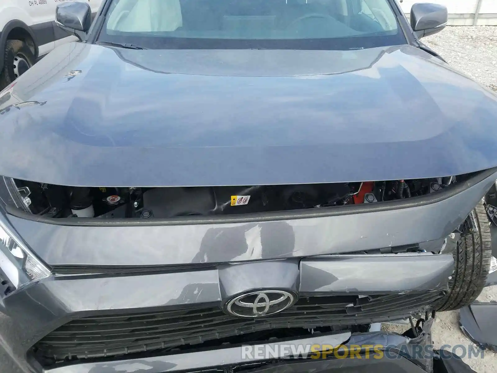 7 Photograph of a damaged car 2T3A1RFVXLC134394 TOYOTA RAV4 2020